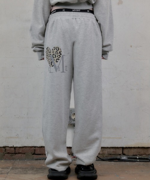 A'GEM/9 × .kom 『MUCENT/ムセント』 SIERRA LEOPARD HEART SWEAT