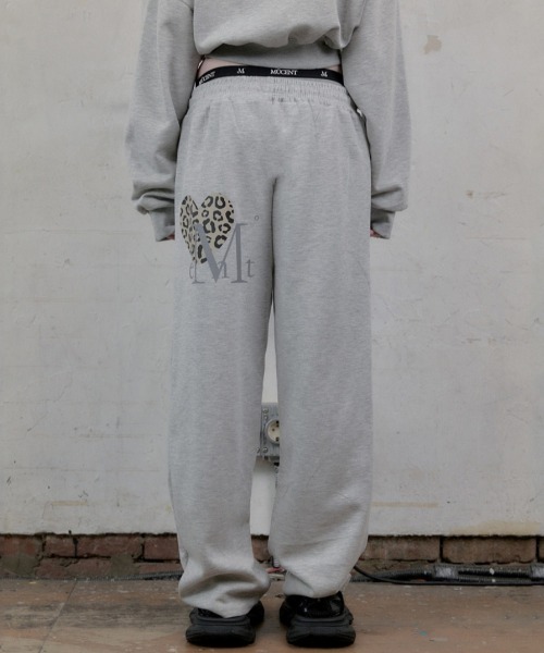 A'GEM/9 × .kom 『MUCENT/ムセント』 SIERRA LEOPARD HEART SWEAT