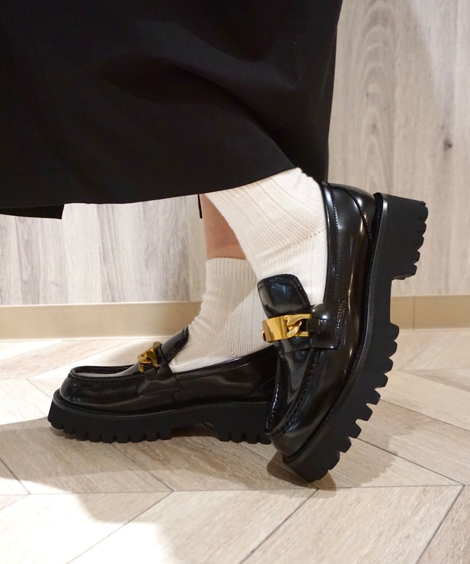 【即購入可】値下げJEFFREY CAMPBELL 厚底ローファー 厚底ローファー Jeffrey Campbell│Jeffrey Campbell OFFICIAL ONLINE