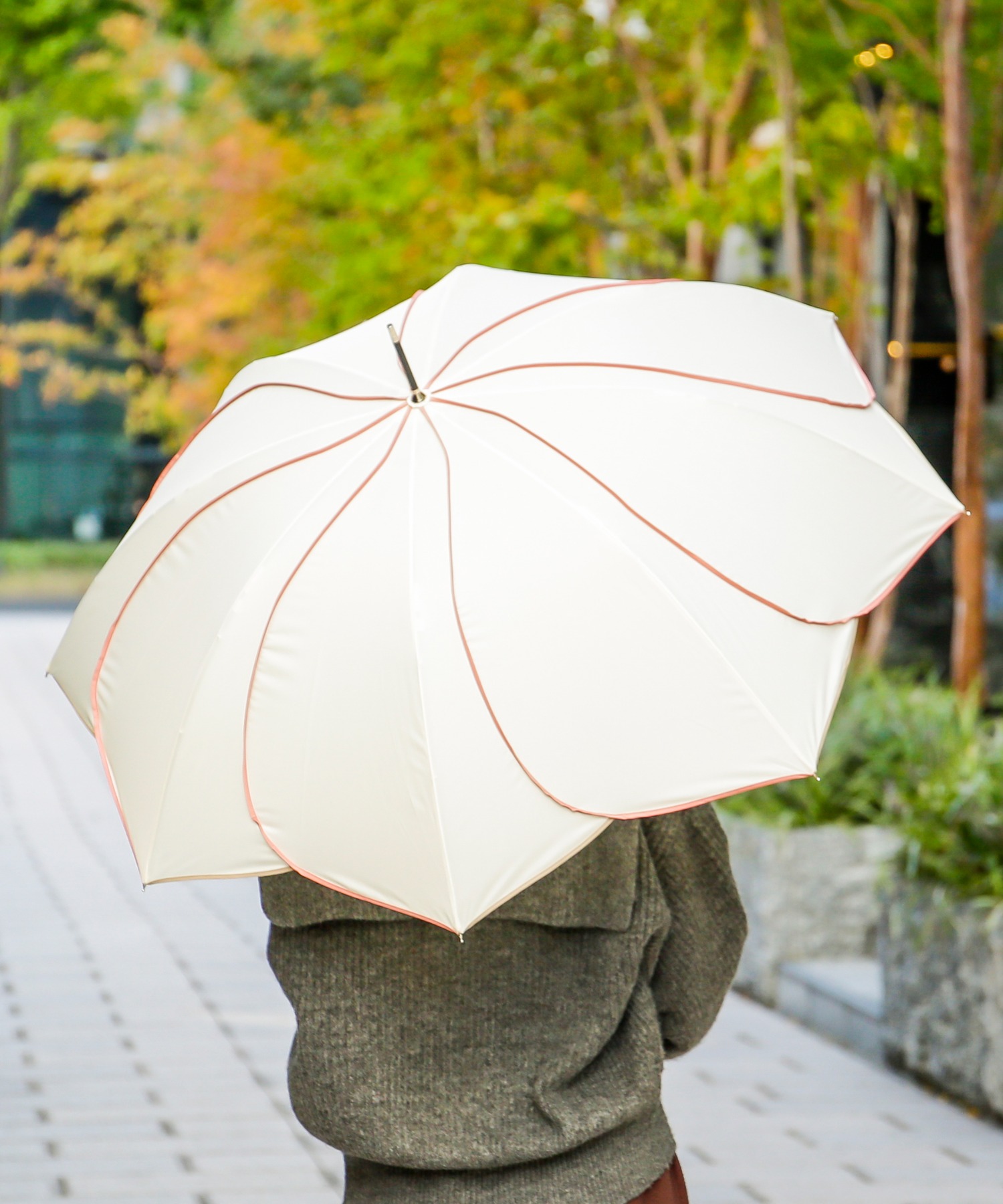 25％OFF ♥️大人気♥️ 日焼け対策もバッチリ❗ 花びら 日傘 兼用 雨傘 パイピング