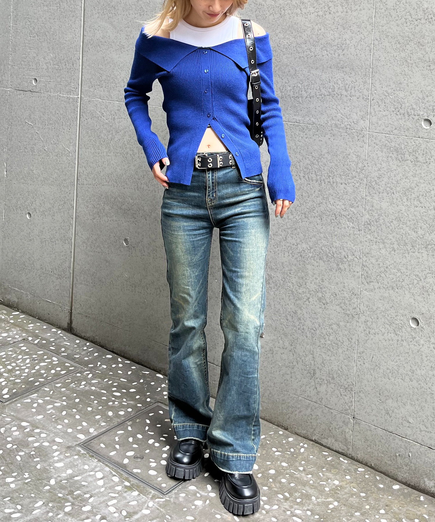 オフショルスリットヘムニットトップス SPIRALGIRL│SPIRALGIRL
