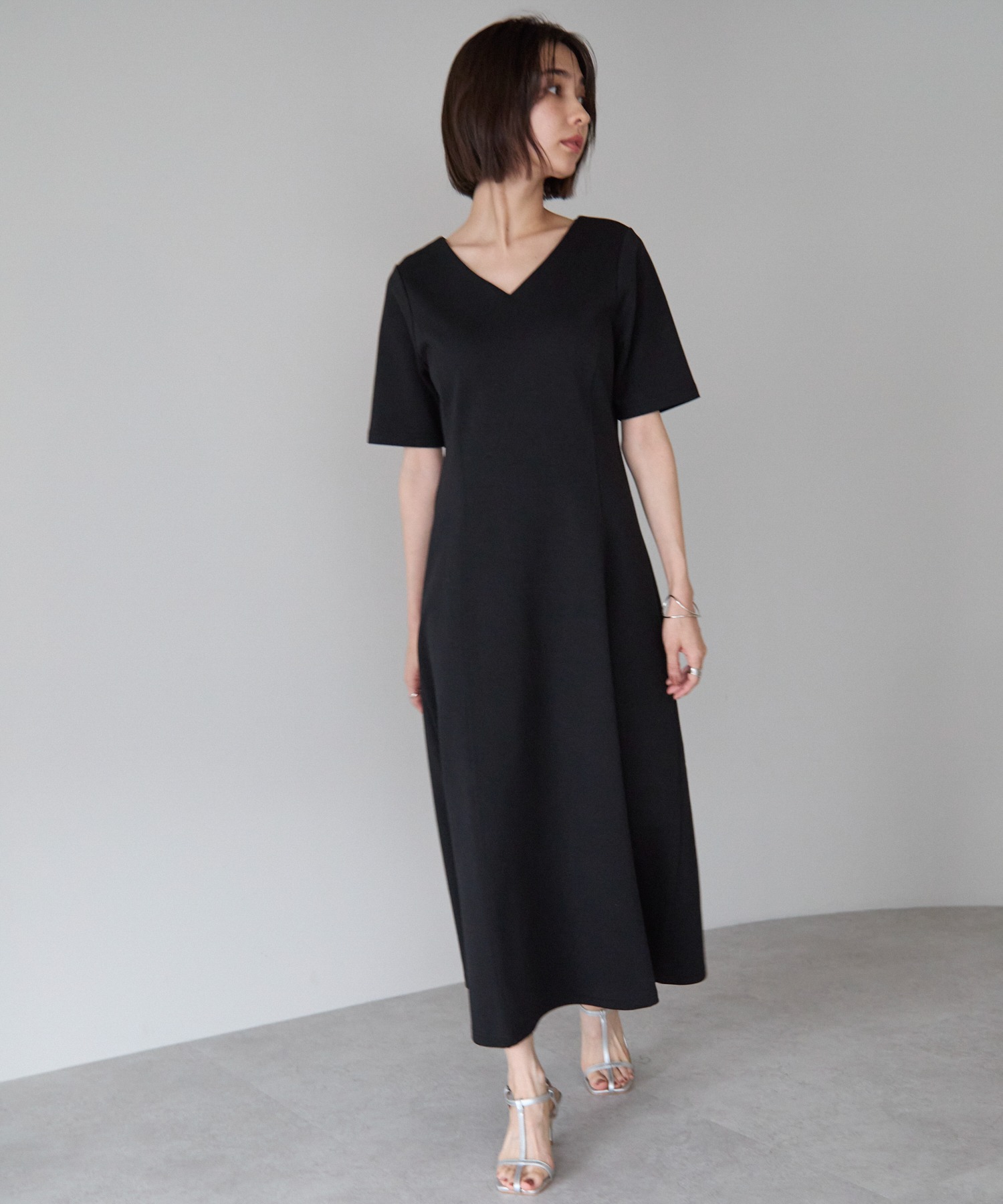 model：H163 着用サイズ：M