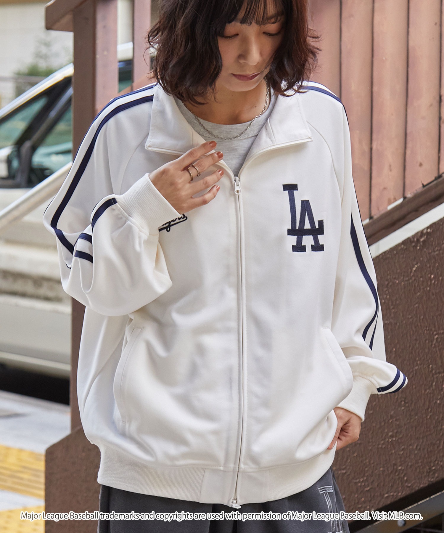 MLB/メジャーリーグベースボール 別注 ワッペン刺繍 ナイロントラックベスト セールMLB⁄メジャーリーグベースボール 別注ワッペン刺繍ピグメント