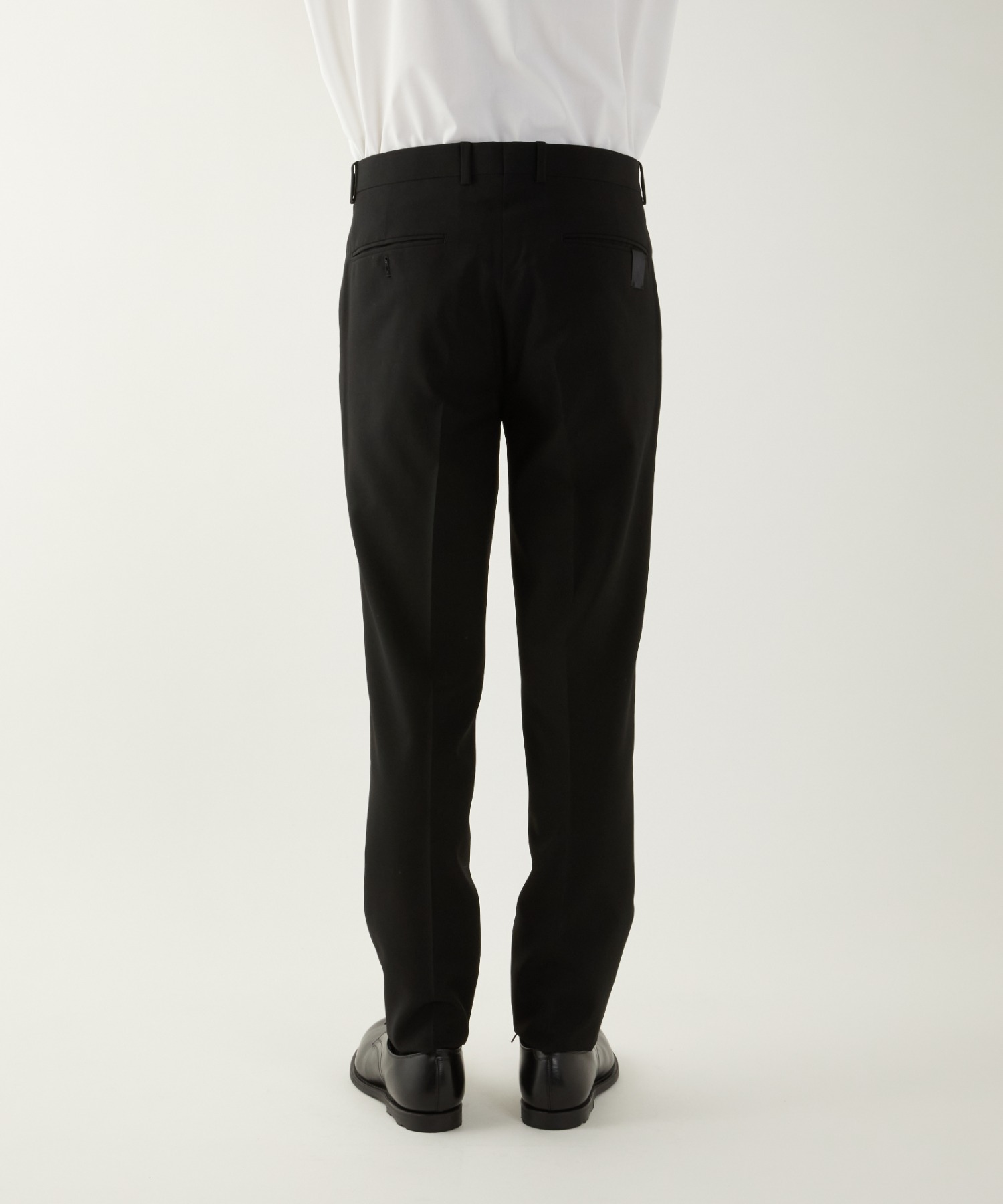 SLIM STRAIGHT SLACKS