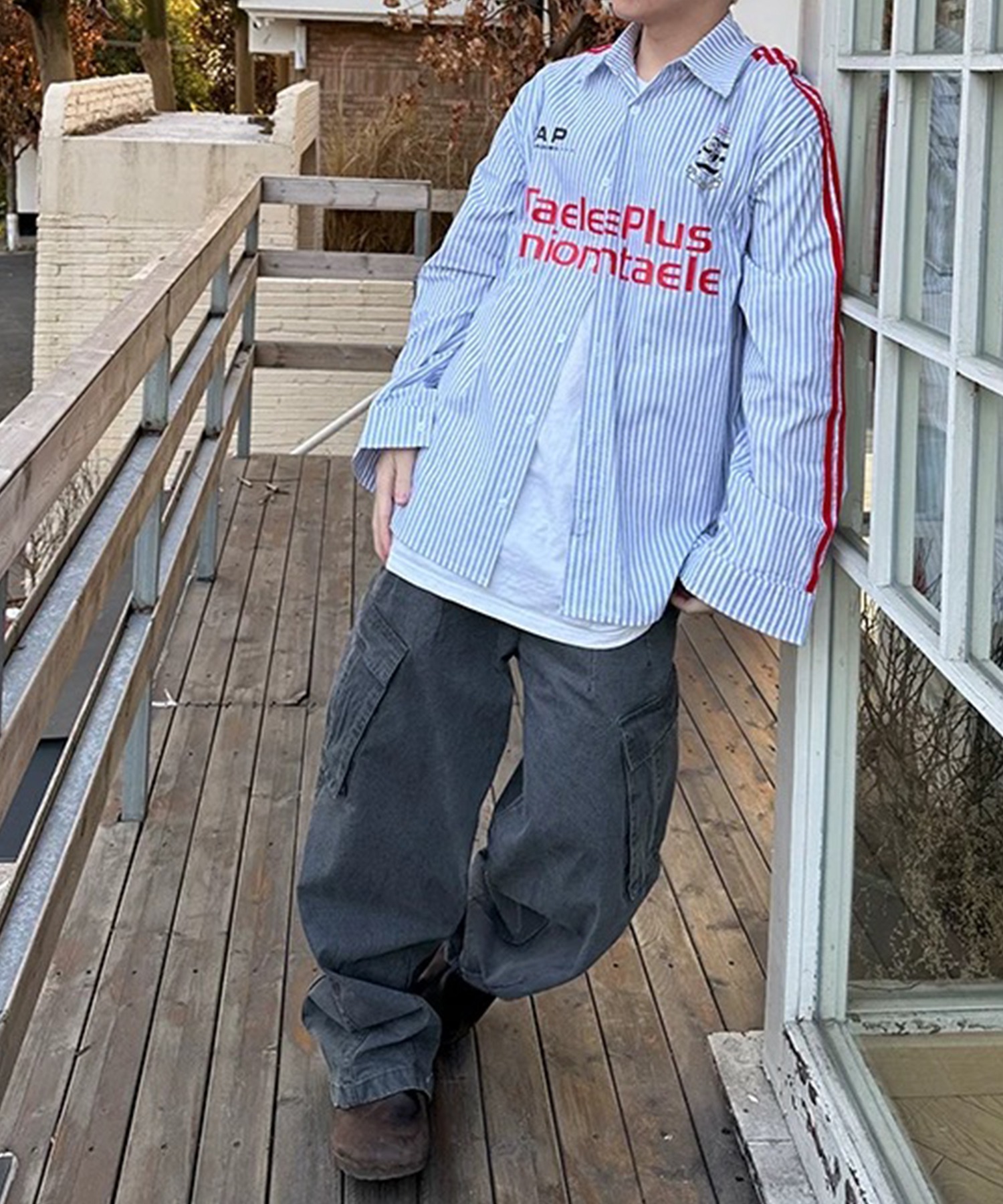 A'GEM/9 × .kom 『ARULE/アルール』 ラインストライプシャツ