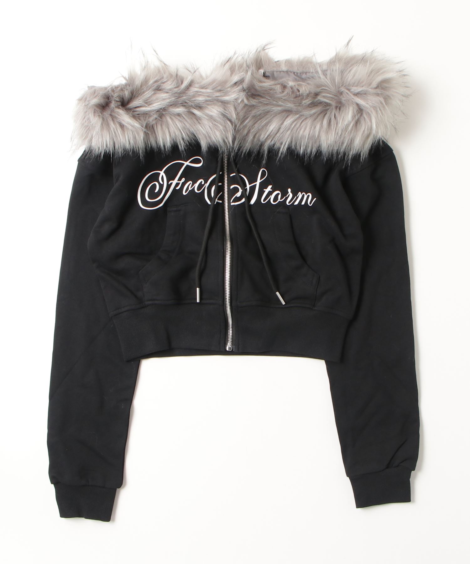 ファー付きジップアップスウェット A'GEM/9 × .kom 『.KOM/ドットケーオーエム』 Faux Fur Off-Shoulder
