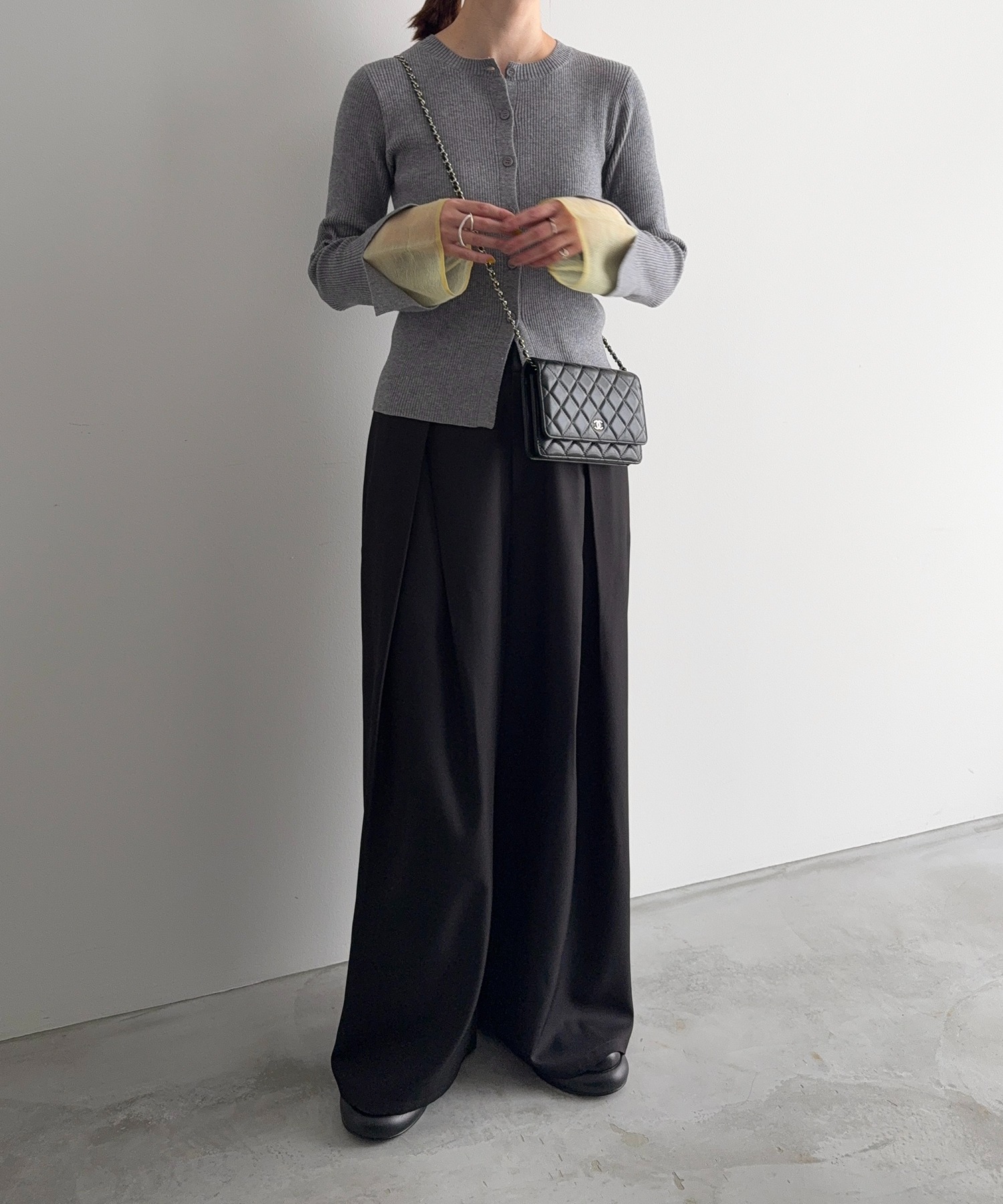 model：H166　着用サイズ：M