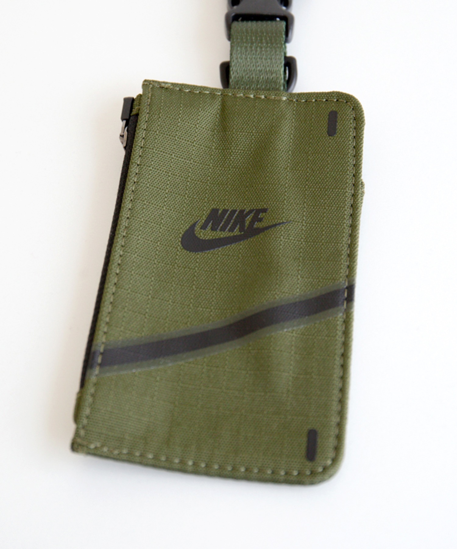 日本最級 Manhattan Bark パスケース ジップ Nikeidバッジランヤード パスケース