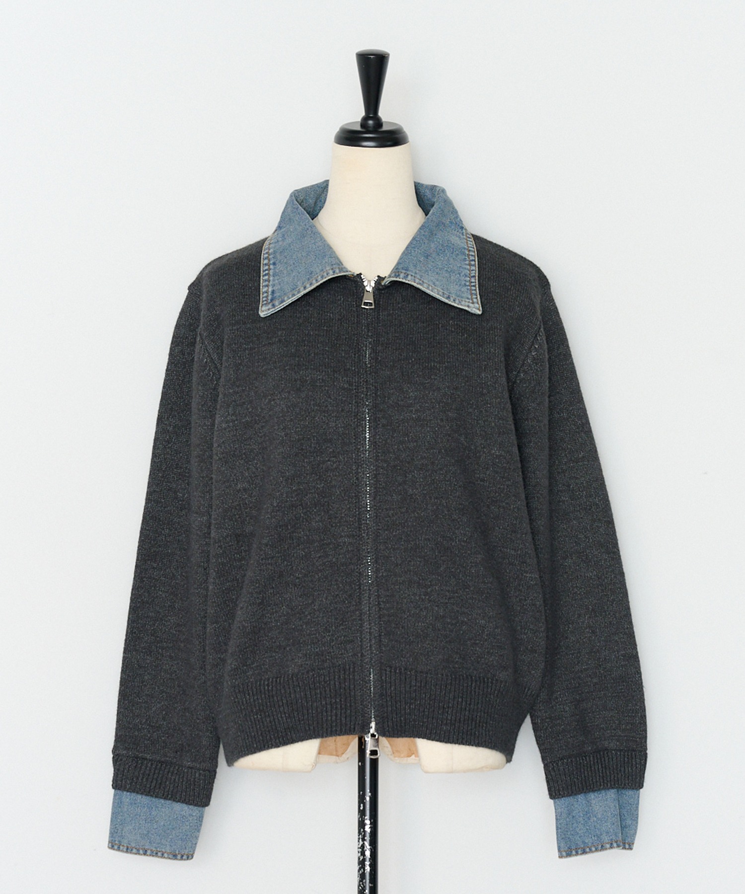 CHARCOAL-GRAY