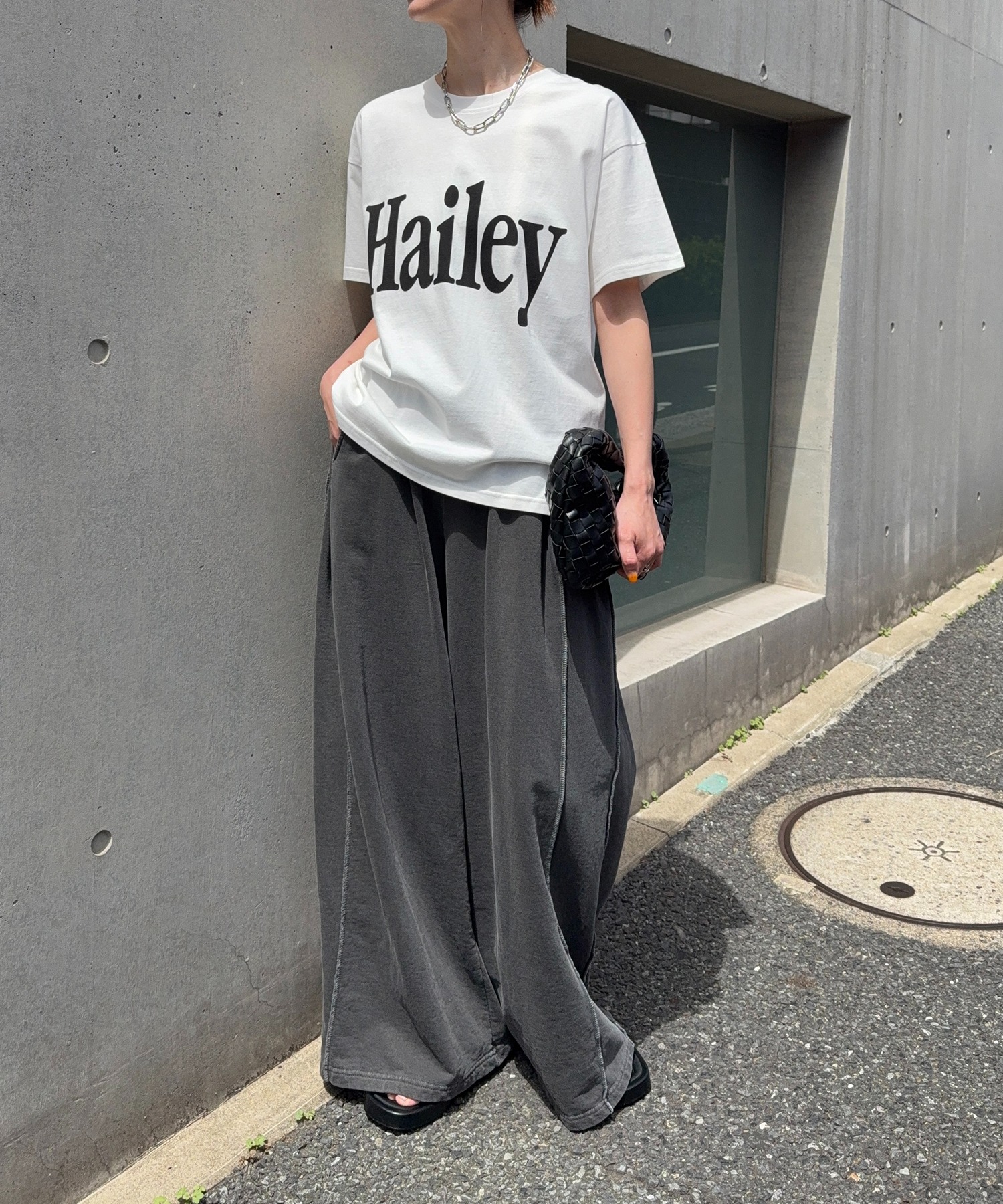 model：H166　着用サイズ：F