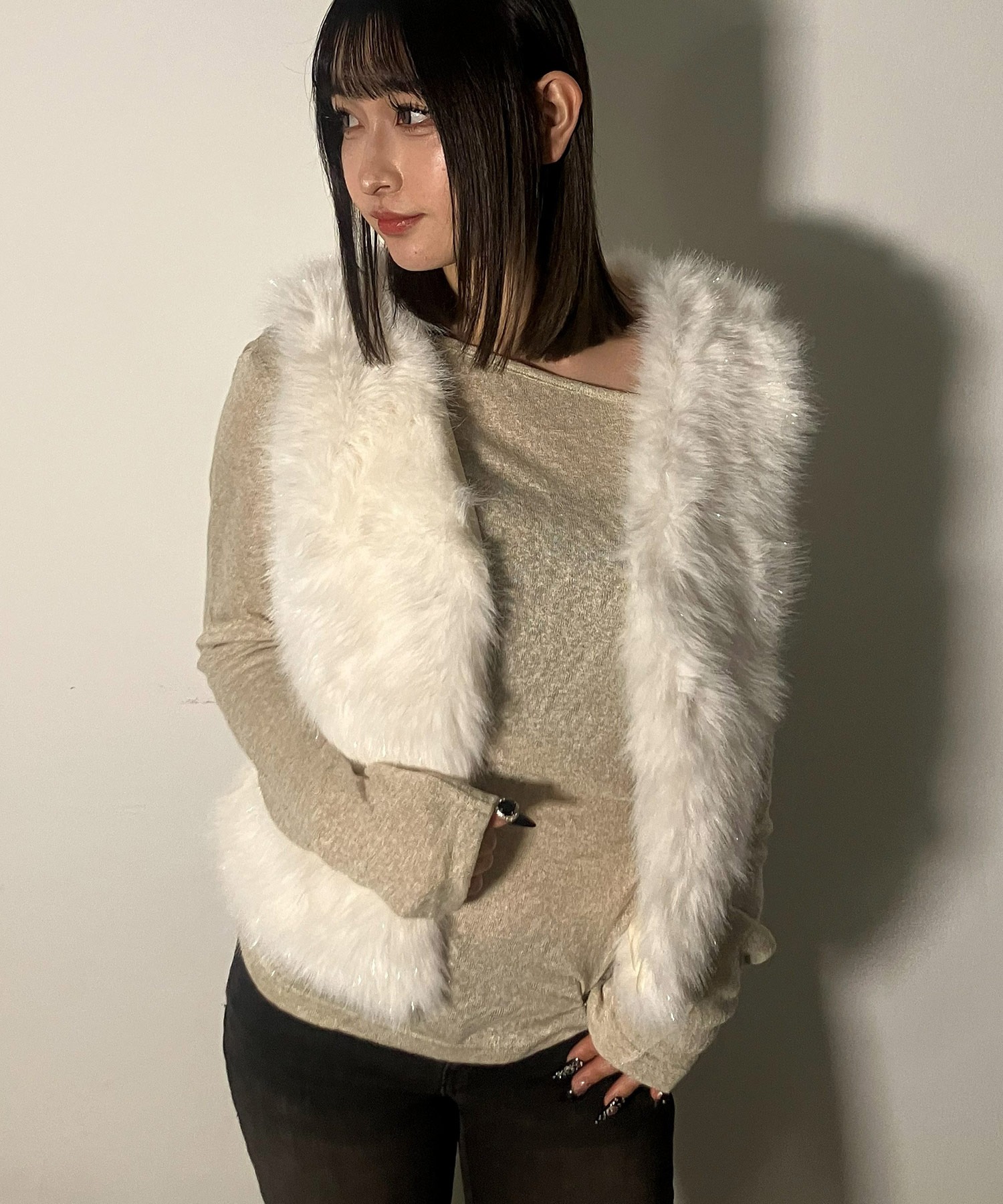 A'GEM/9 × .kom 『.KOM/ドットケーオーエム』 Y2K Faux Fur Gilet Top