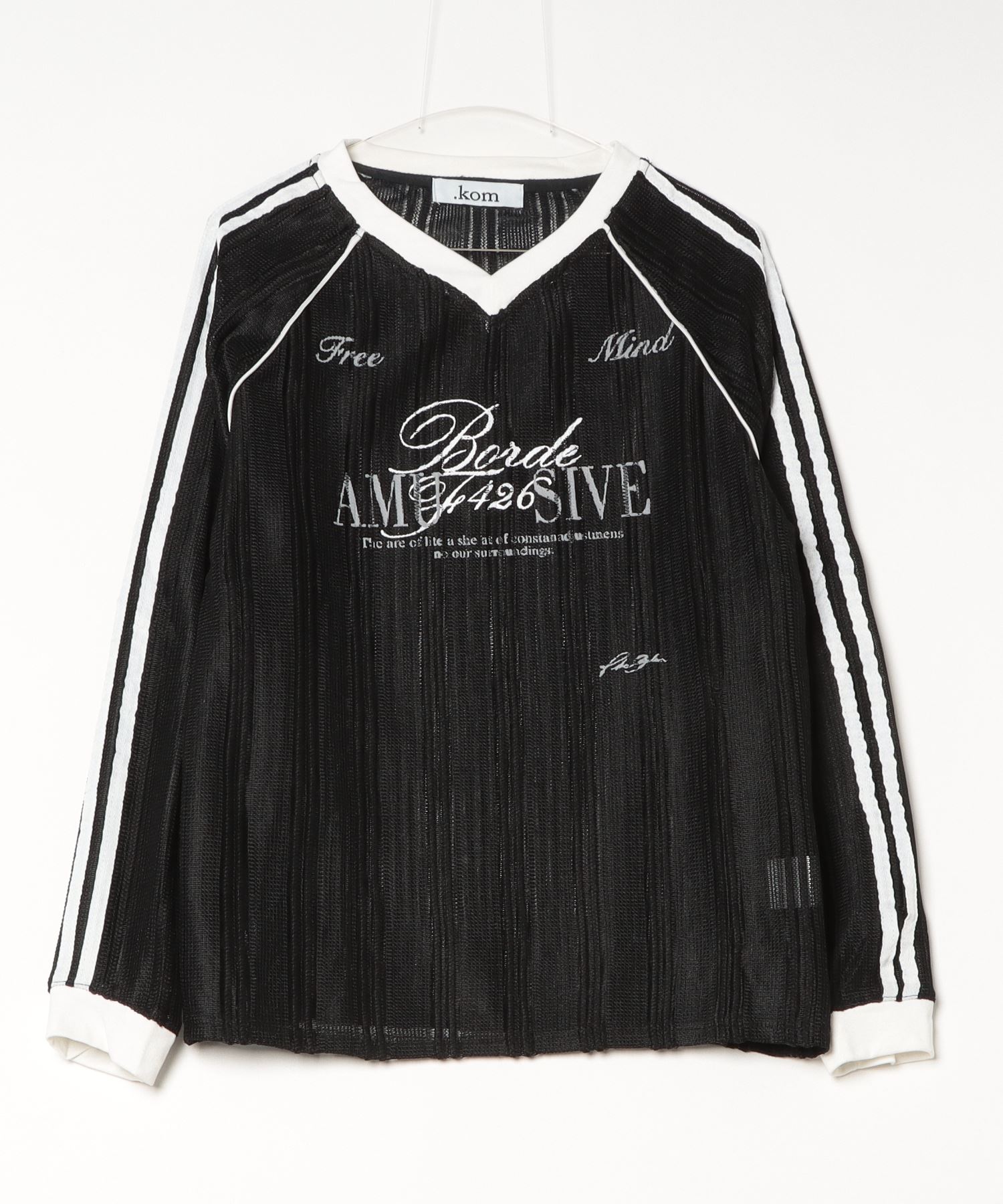 A'GEM/9 × .kom 『.KOM/ドットケーオーエム』 Y2K V-Neck Logo