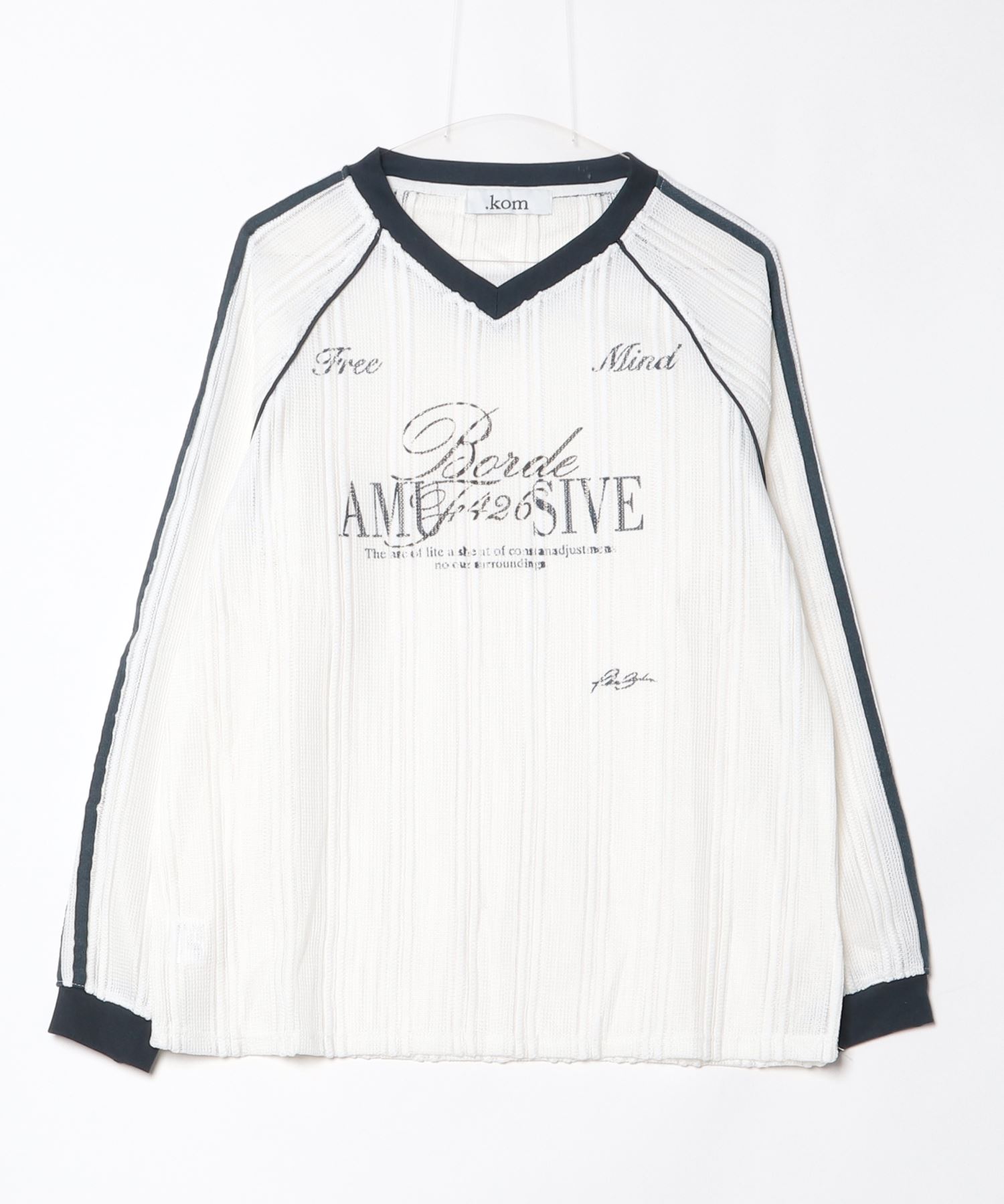 A'GEM/9 × .kom 『.KOM/ドットケーオーエム』 Y2K V-Neck Logo