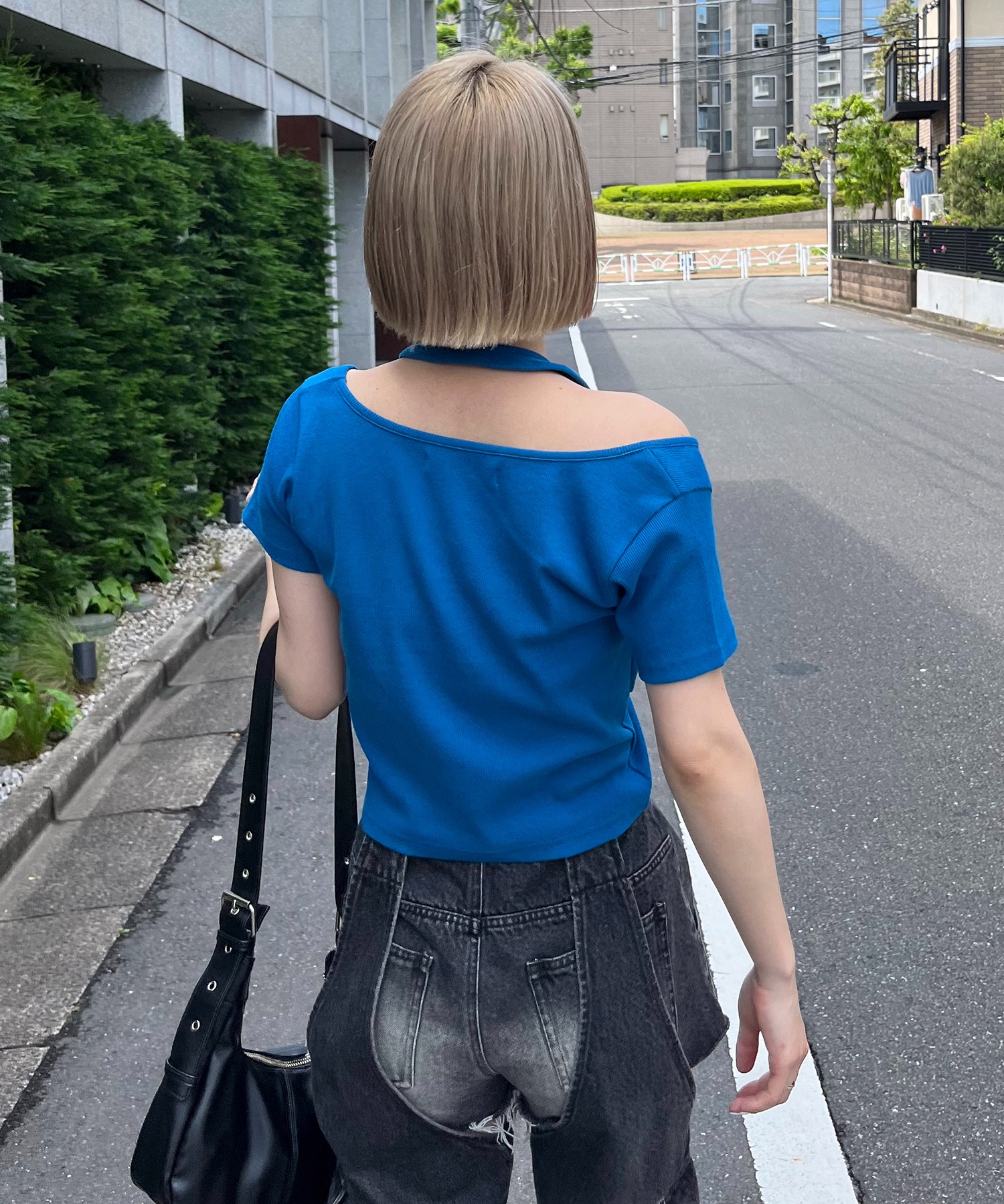 ビット付きアシメホルターピグメントリブトップス SPIRALGIRL