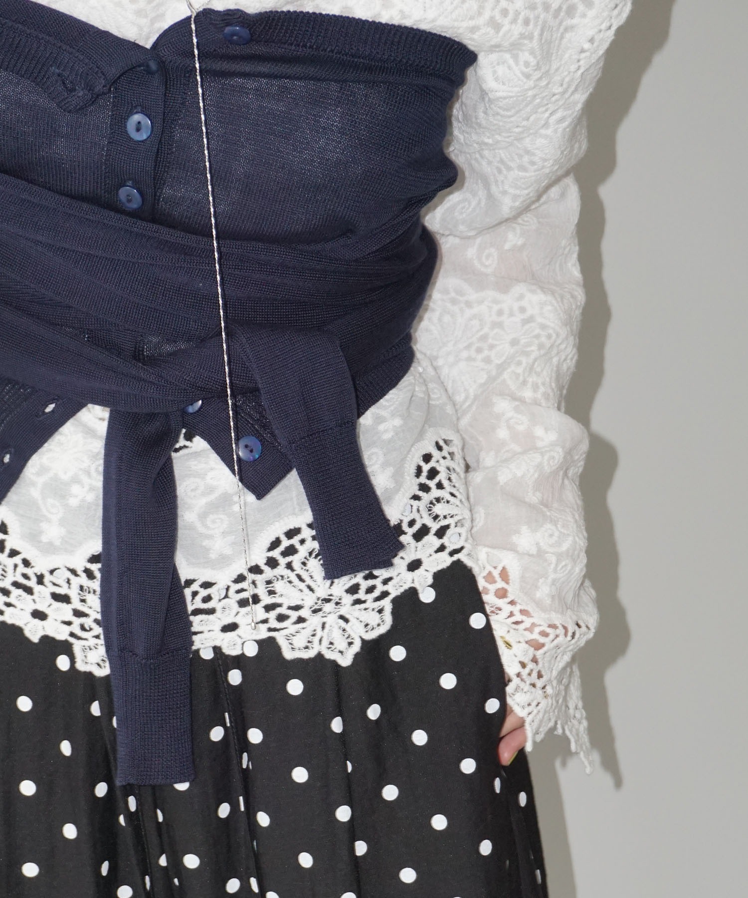 ハンドメイド　ニット　ビスチェ   フリル ハンドメイド ニット ビスチェ かぎ編み フリル - メルカリ