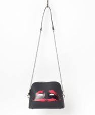 LIP CROSSBODY バッグ