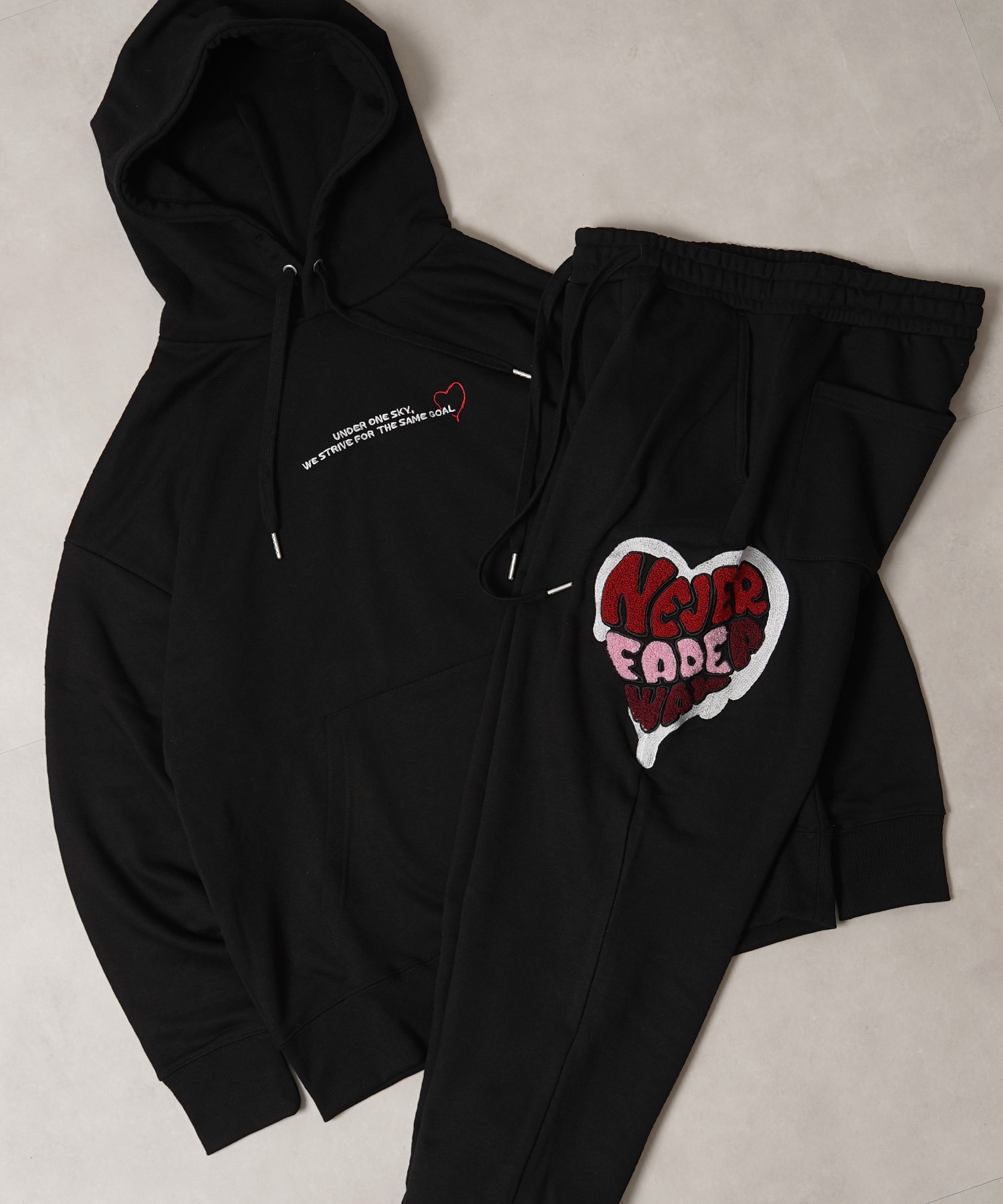 ハート サガラ刺繍 スウェットパンツ【セットアップ 可能】/ Heart Sagara Embroidery Sweatpants