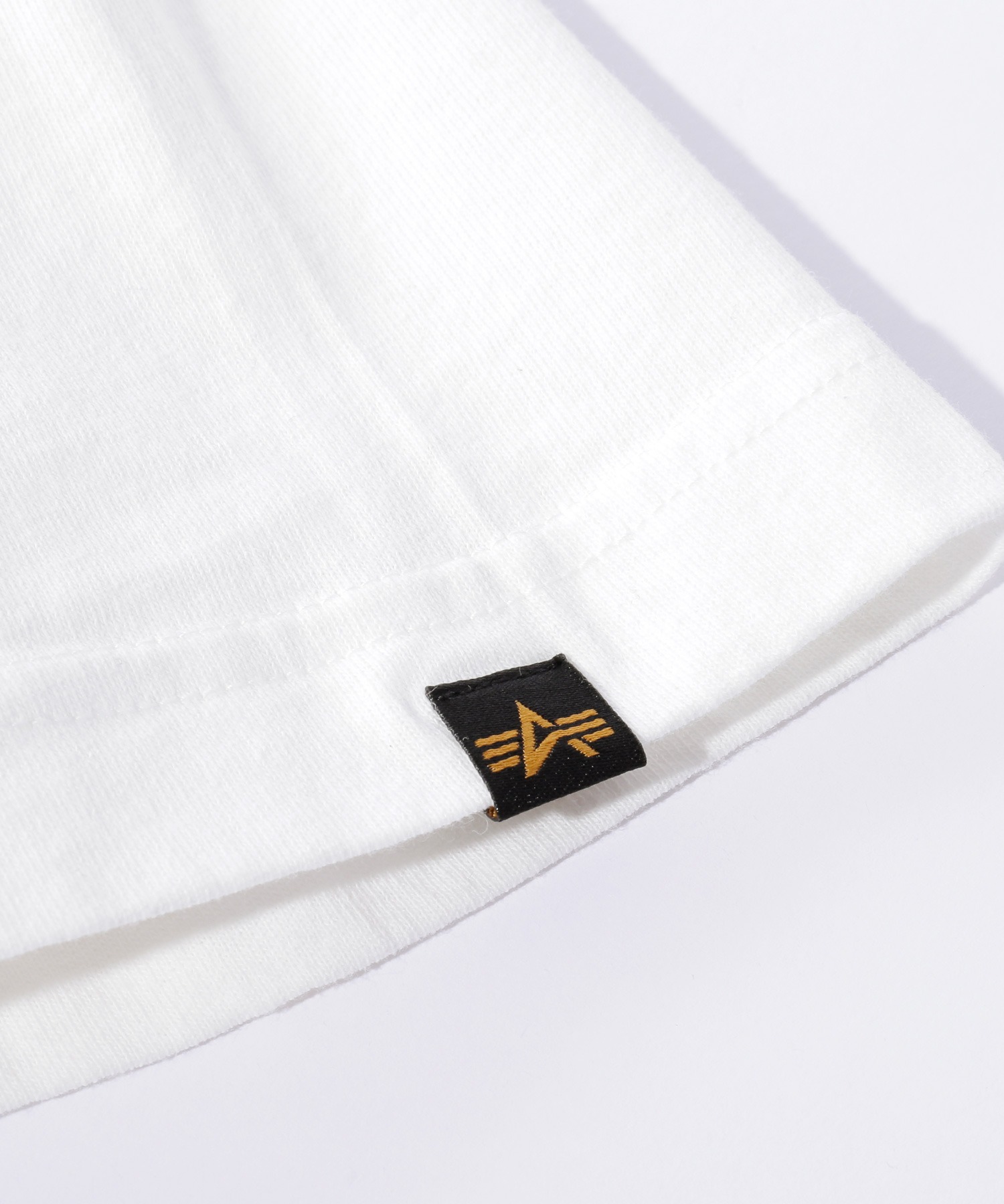 Alpha Industries/アルファインダストリーズ A-MARK PRINT T