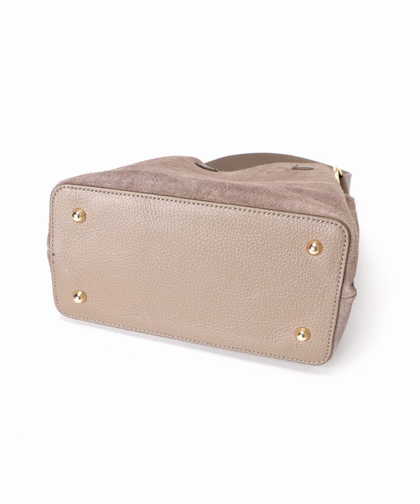 MILOS 金具付きスエードワンハンドルバッグ MILOS 金具付きスエードワンハンドルバッグ MILOS（ミロス）の「MILOS