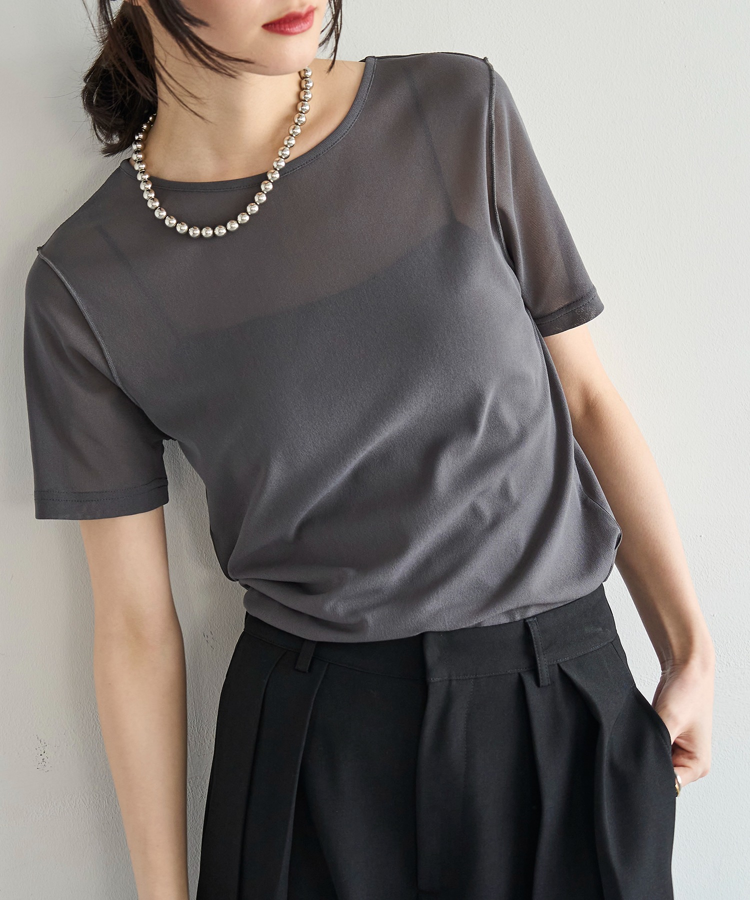 model：H166　着用サイズ：F