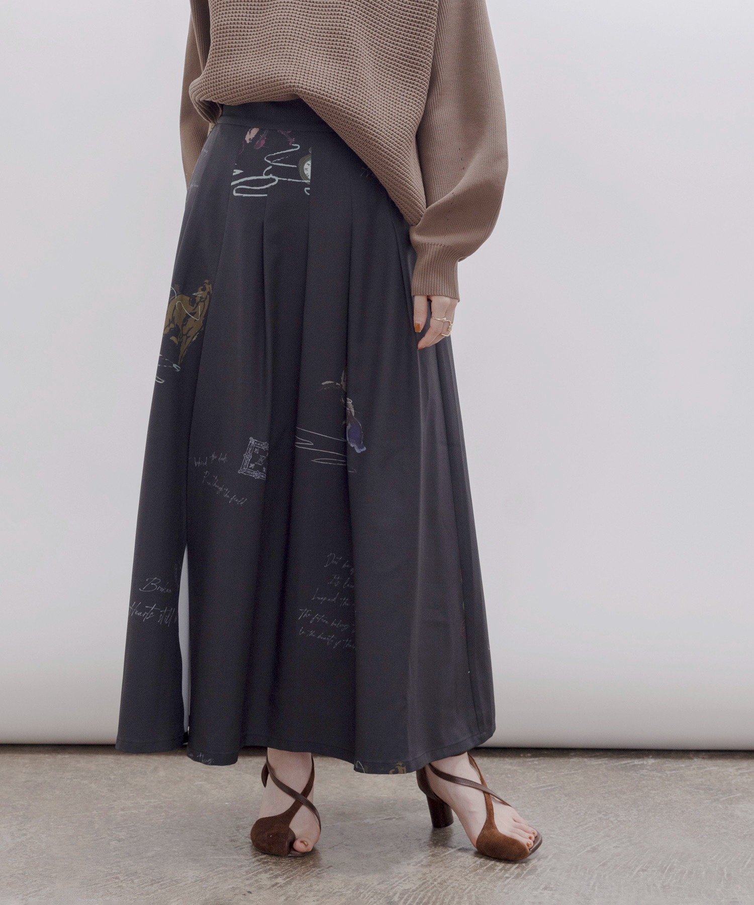 完売品 新品 Eimee Law テキストプリント プリーツスカート テキスト馬柄ptタックプリーツスカート Eimee Law│Eimee Law