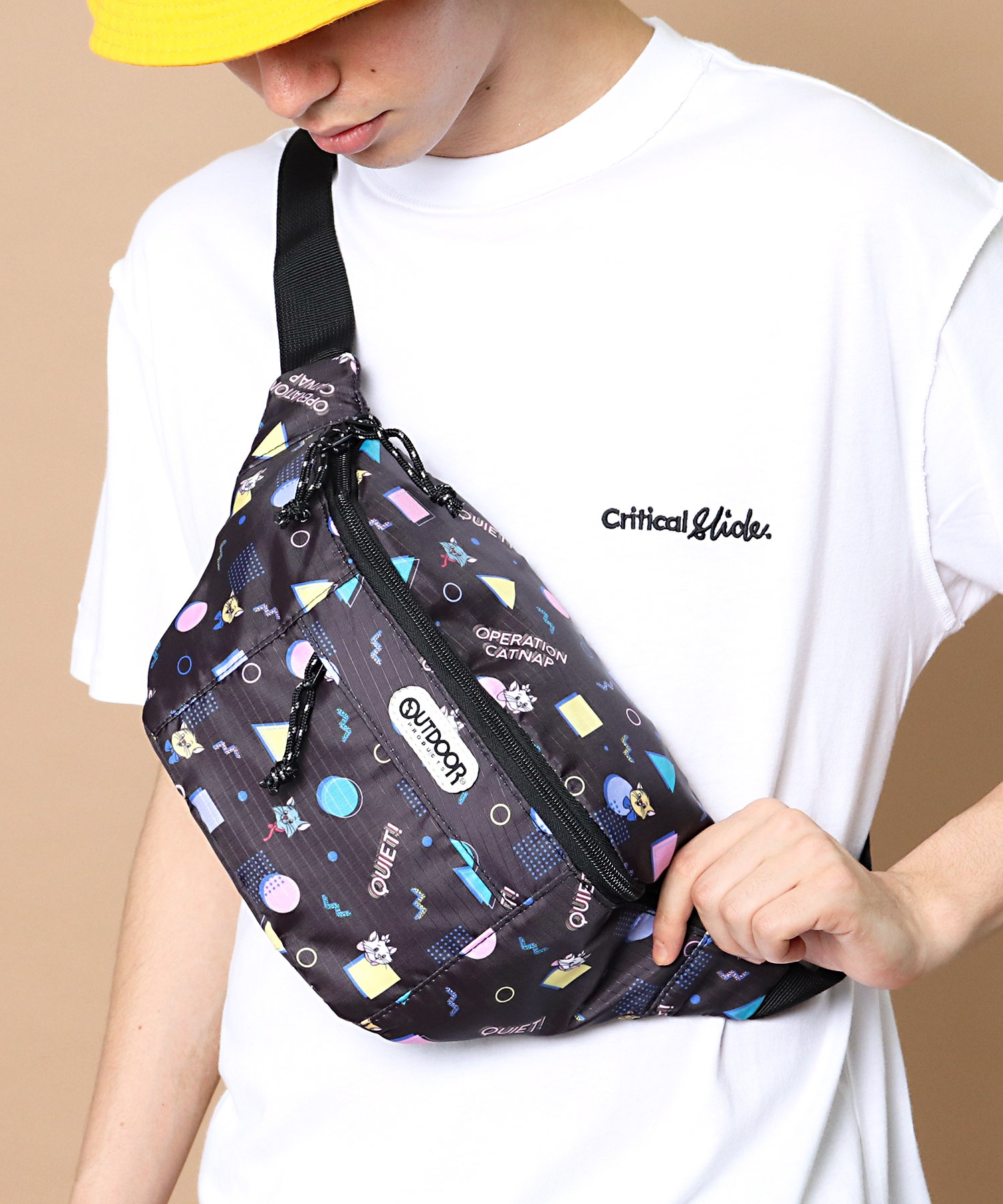 Disney Outdoor Products ディズニー アウトドアプロダクツ おしゃれキャット ウエストバッグ Awd The Barefoot Salle De Bal The Barefoot Online サルデバル ザベアフット オンライン