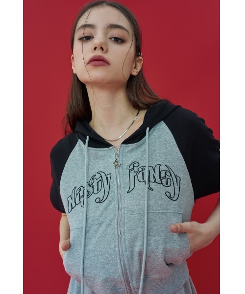 パーカー A'GEM/9 × .kom「 FANCY CLUB/ファンシークラブ」ZEST STITCH HOOD ZIP UP/ステッチフーディー FANCY CLUB パーカー A'GEM/9 × .kom「 CLUB/ファンシークラブ