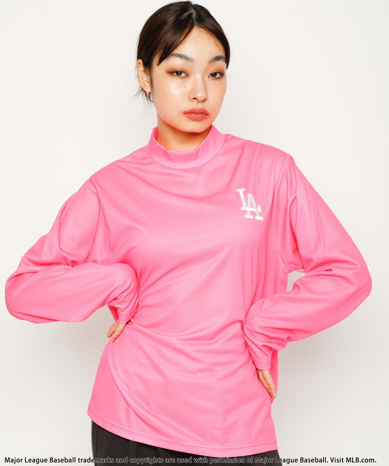 tシャツ 「MLB/Los Angeles Dodgers」モックネック長袖Tシャツ レディース メンズ MLB/Los Angeles Dodgers】モックネック長袖Tシャツ BACK TO THE