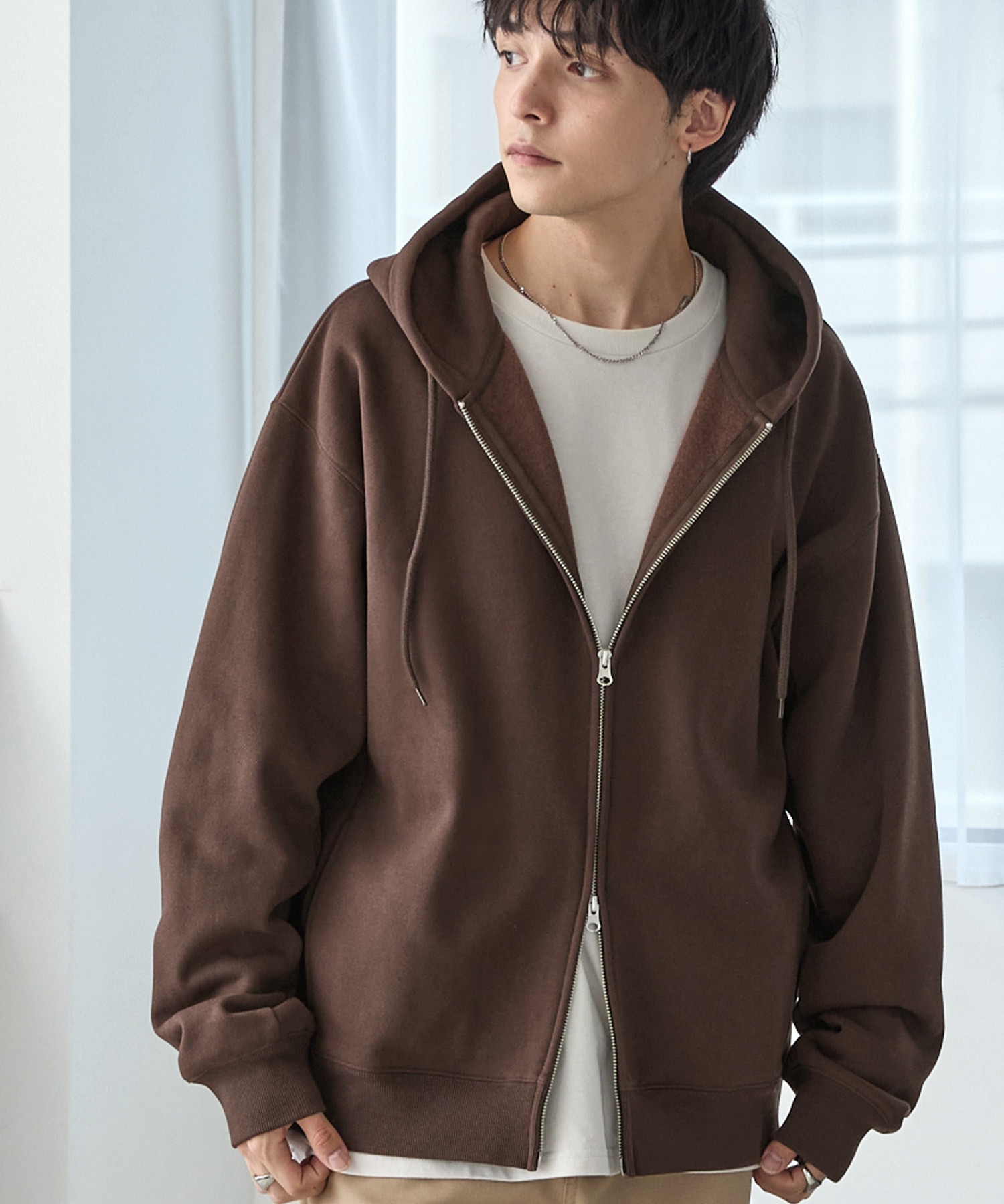 MONiLE モニーレ 【新品タグ付き】 MA-1ペプラムジップパーカー MoNiLE モニーレ ペプラム ジップアップパーカー MA-1 ベージュ