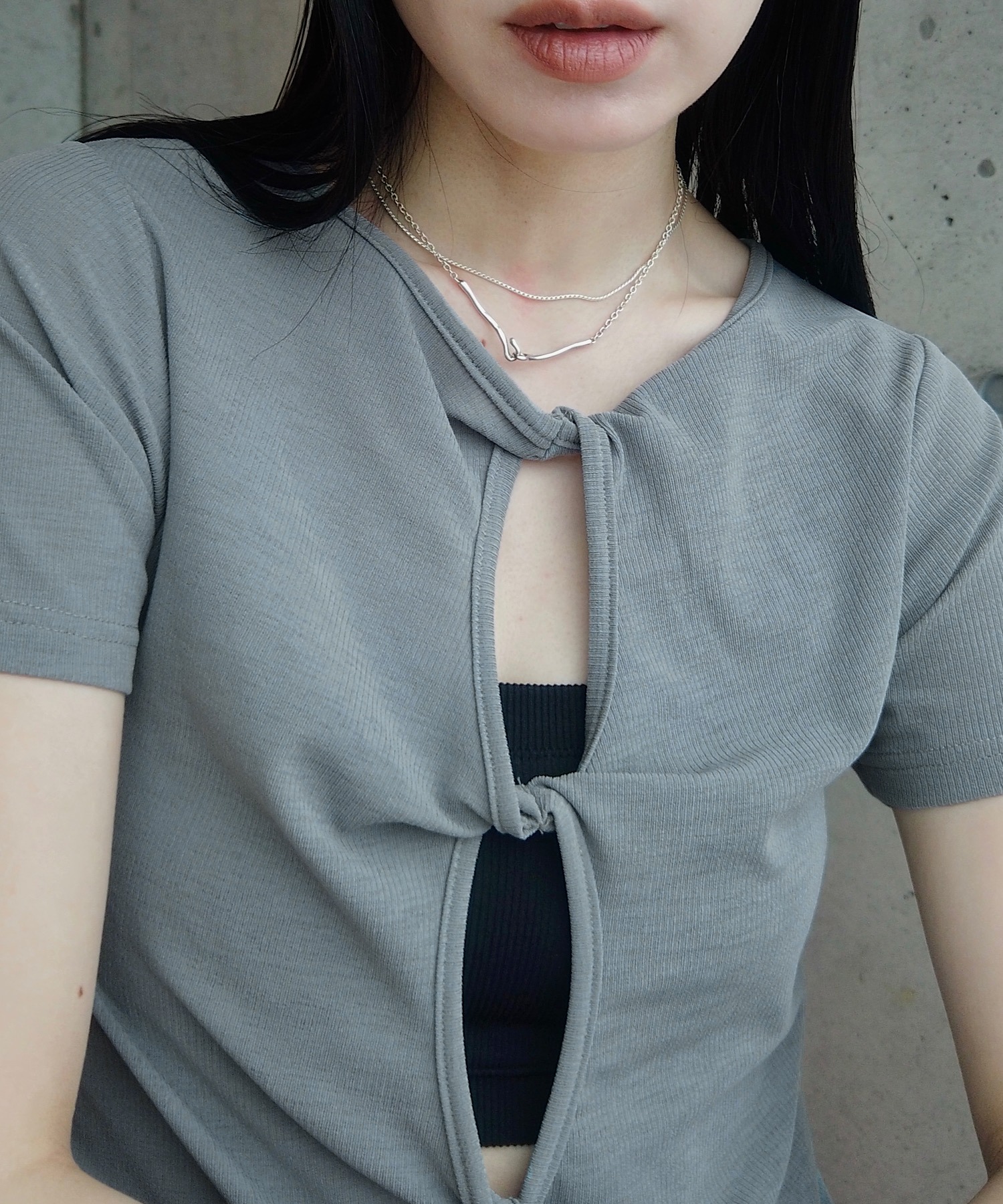 rika 37 ブラック RIKA × forksy. 】ツイストデザイン 2way 半袖クルーネック