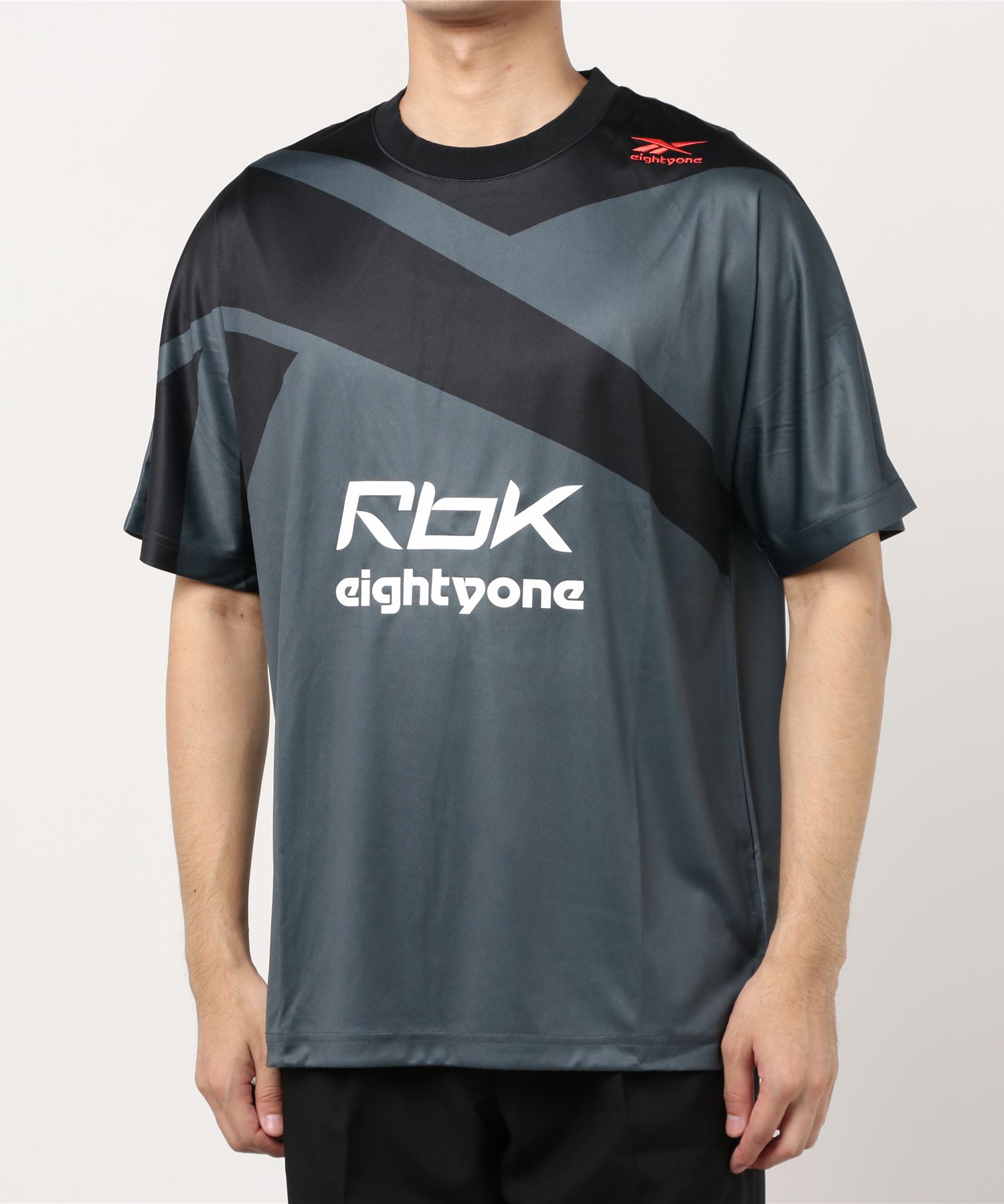 最安価格 Reebok CLASSIC x EightyOne エイティワン Tシャツ 店舗良い Tee Football フットボール