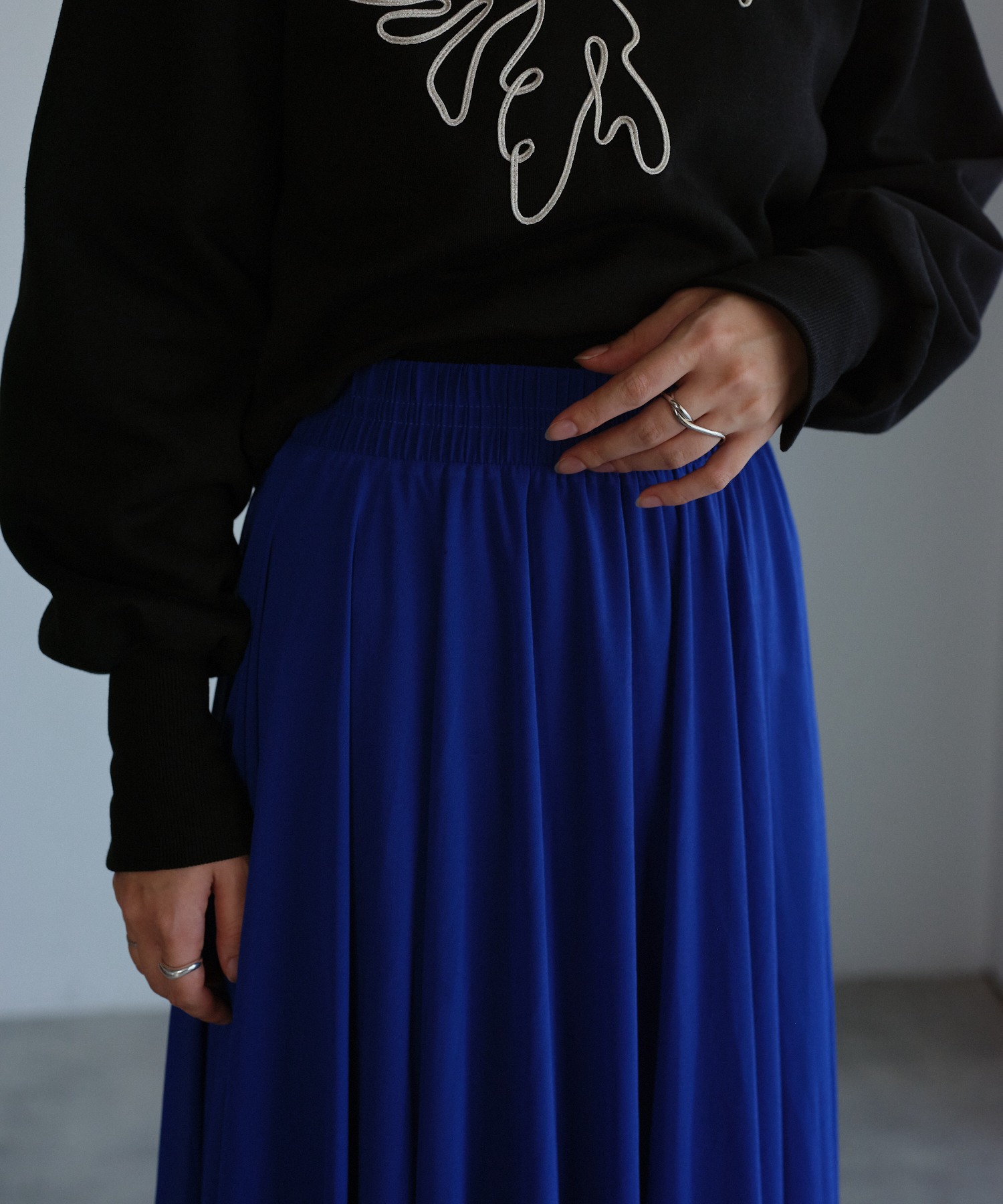model:163,5㎝　着用サイズ：FREE