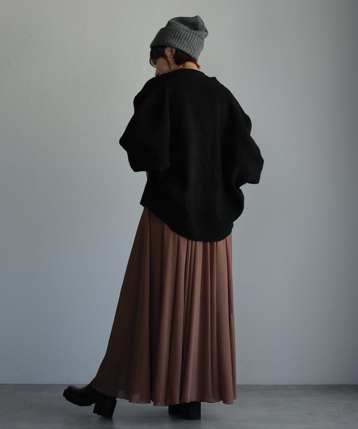 model:163,5㎝　着用サイズ：FREE