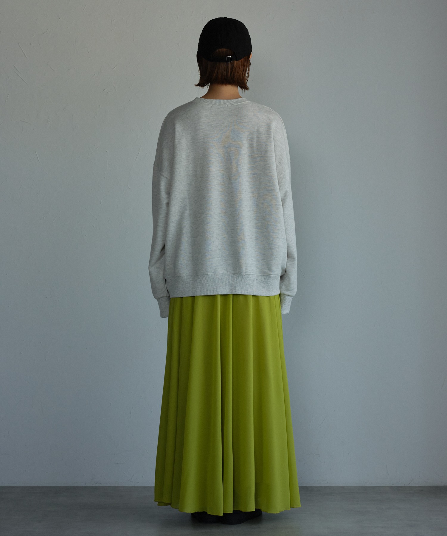 model:163,5㎝　着用サイズ：FREE