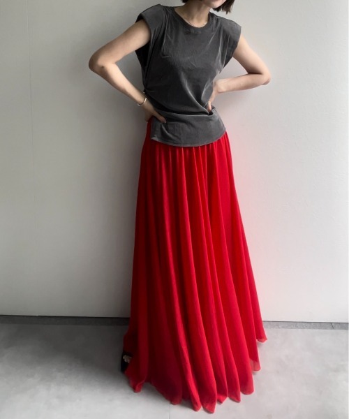 model:162㎝　着用サイズ：FREE