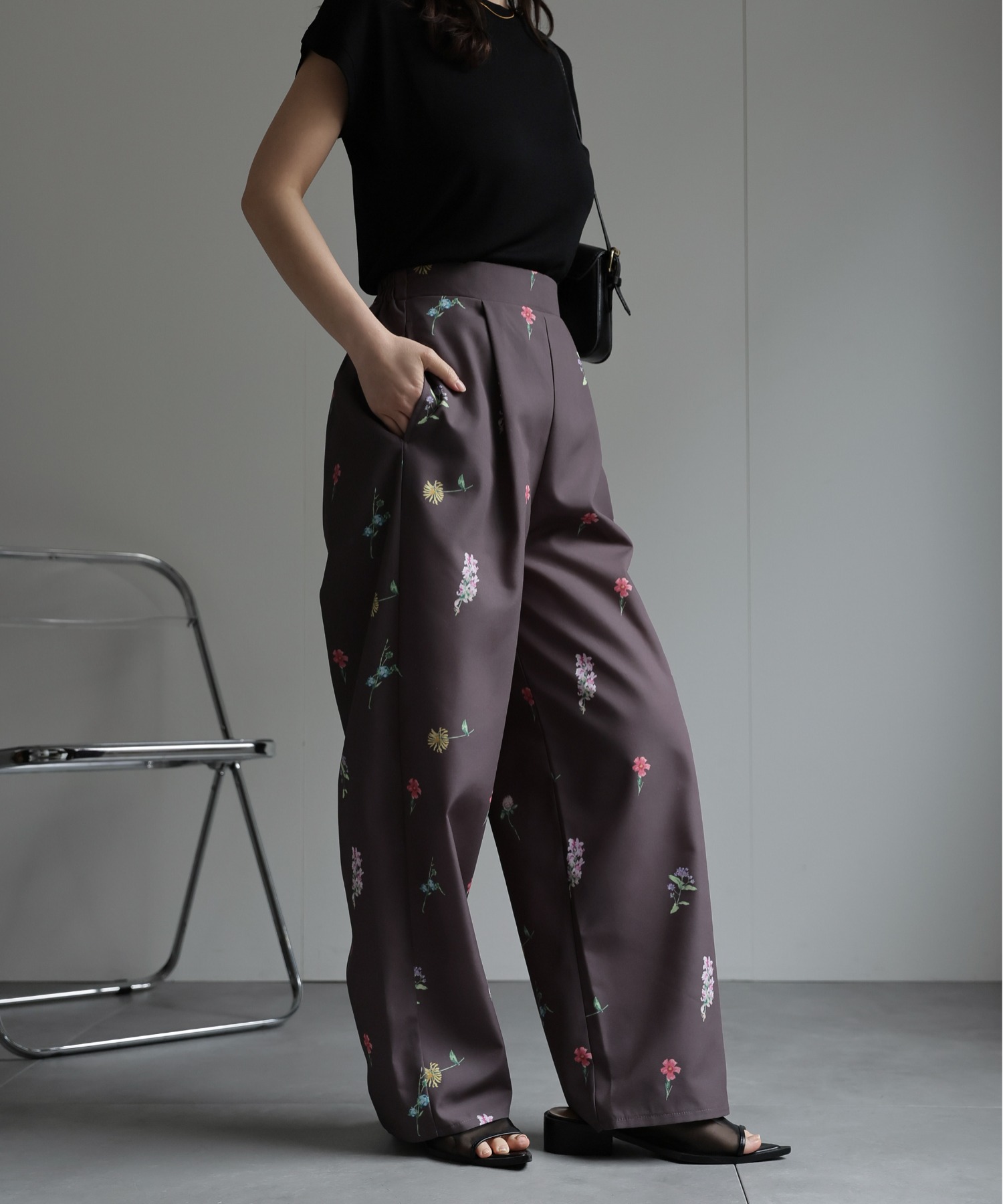 model：156cm 着用サイズ：FREE
※チャコールに近いモカです