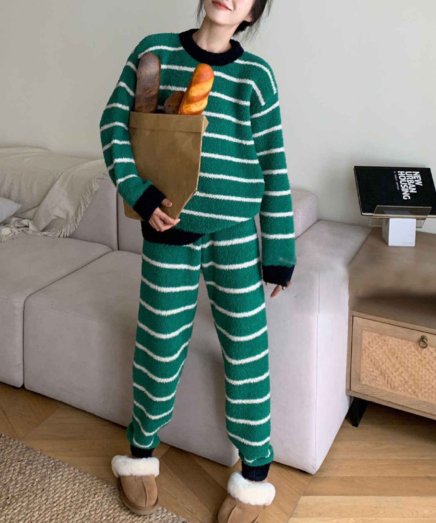 2点セット　秋冬もこもこ長袖＆ロングパンツ　柄ルームウェア