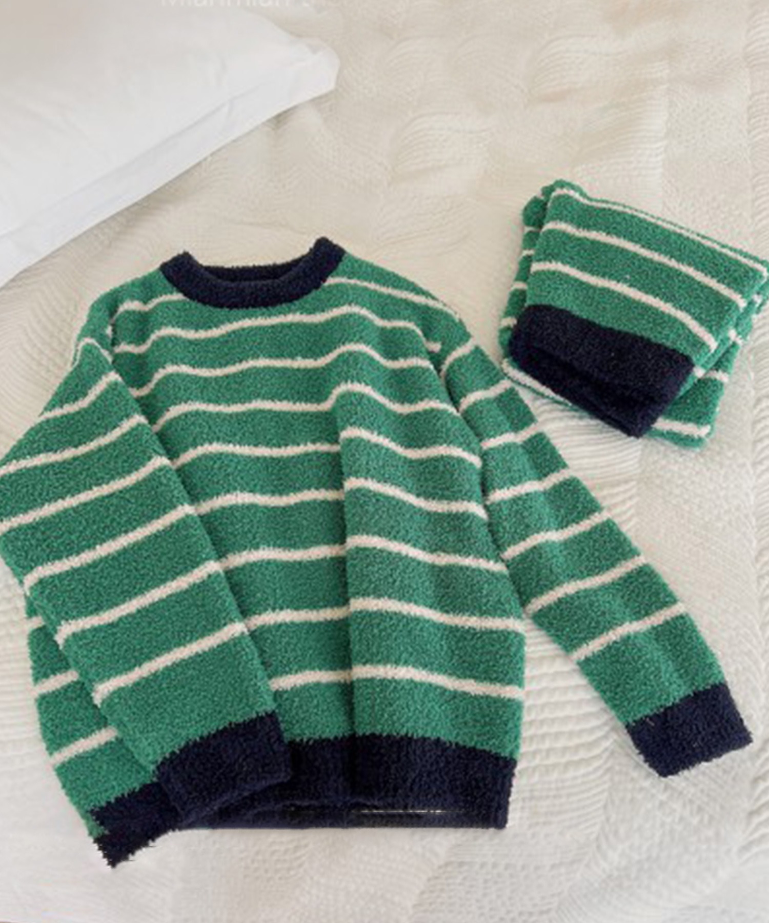 2点セット　秋冬もこもこ長袖＆ロングパンツ　柄ルームウェア