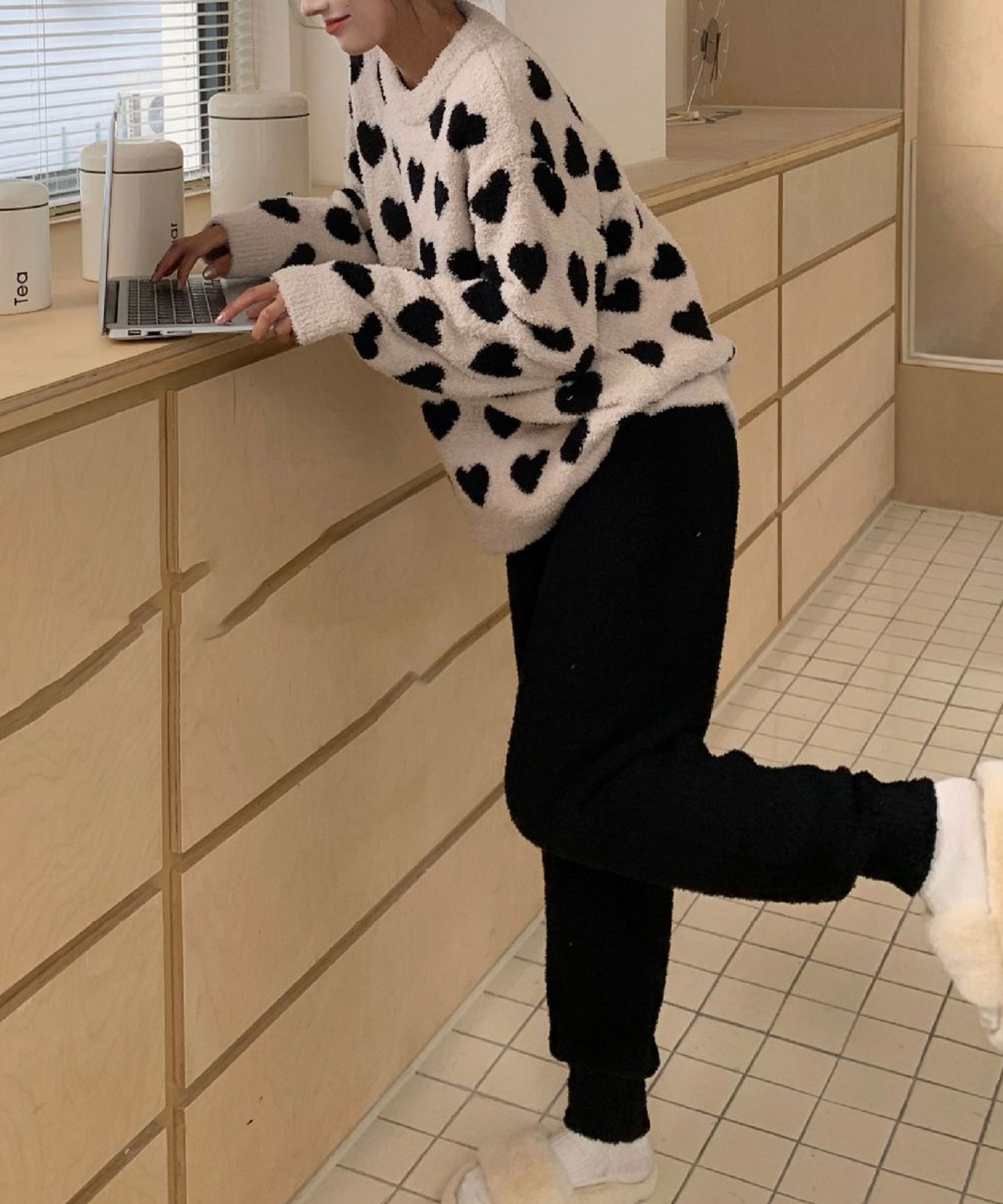 2点セット　秋冬もこもこ長袖＆ロングパンツ　柄ルームウェア