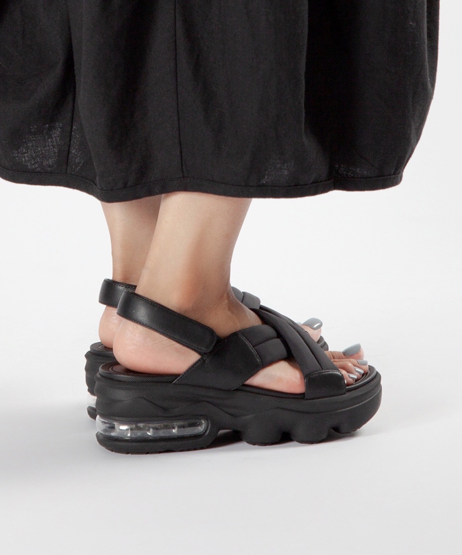 厚底】パデッドクロス スポーツサンダル ALL BLACK│Jeffrey Campbell