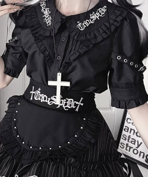 トップス 3daime A'GEM/9 × .kom『TricuspidC/トライカスピッドシー』クロスロゴ