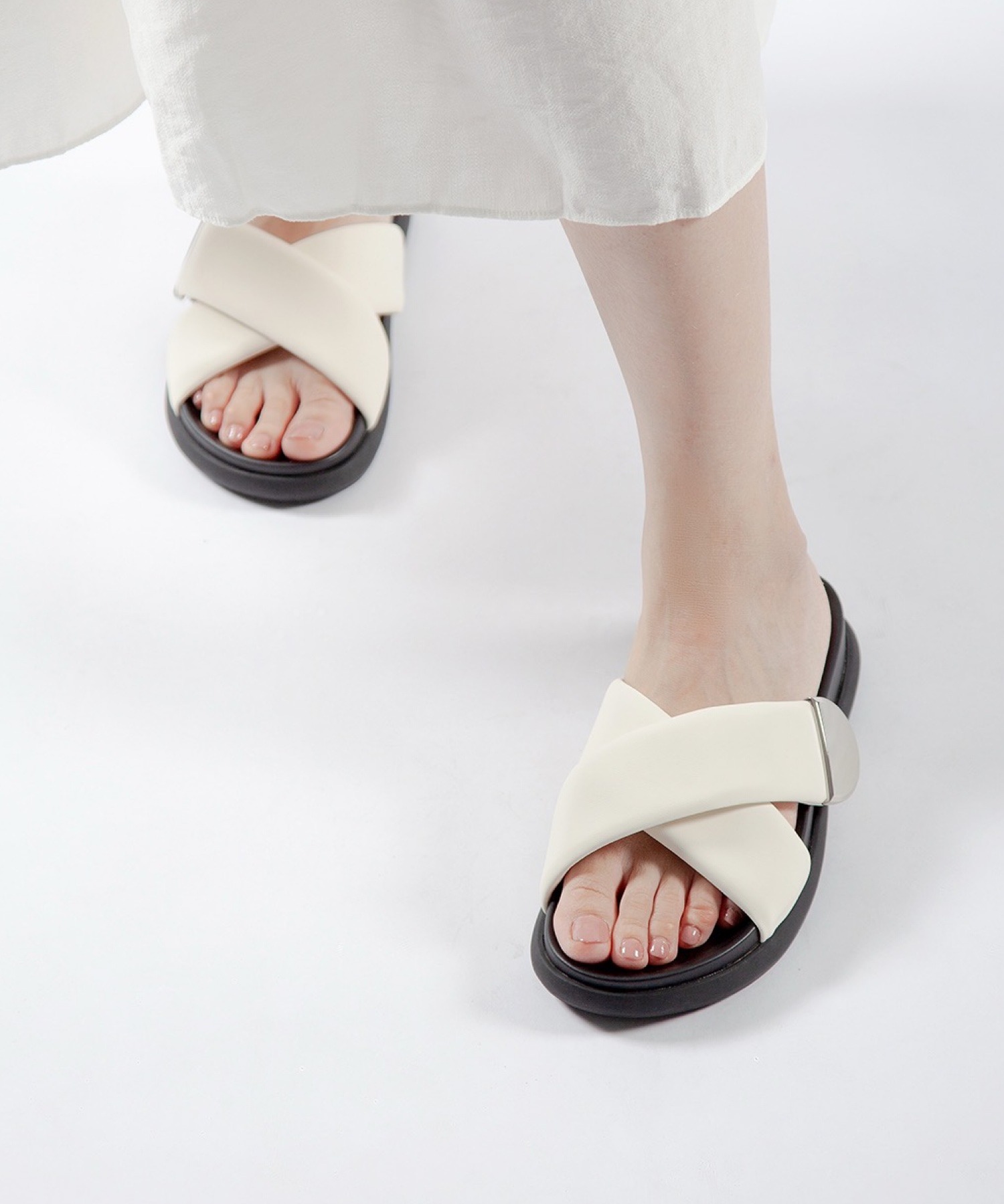 厚底/3.5cm】クロスサンダル ALL BLACK│Jeffrey Campbell OFFICIAL