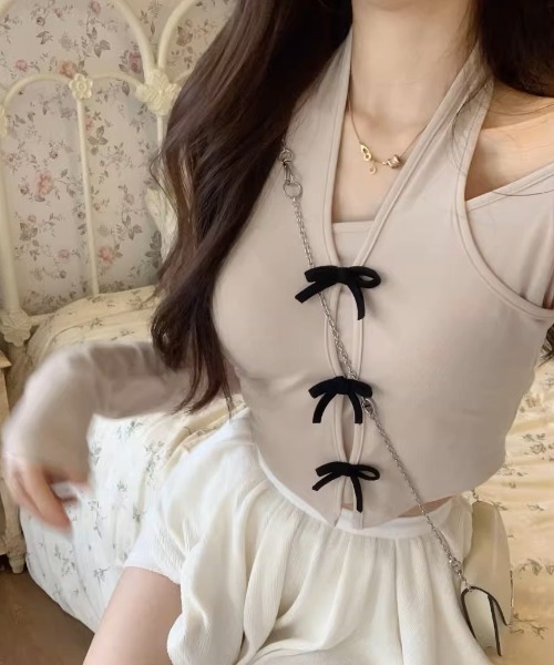 A'GEM/9 × .kom 『.KOM/ドットケーオーエム』肩空きトップス .KOM│A