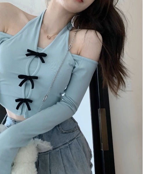 A'GEM/9 × .kom 『.KOM/ドットケーオーエム』肩空きトップス .KOM│A