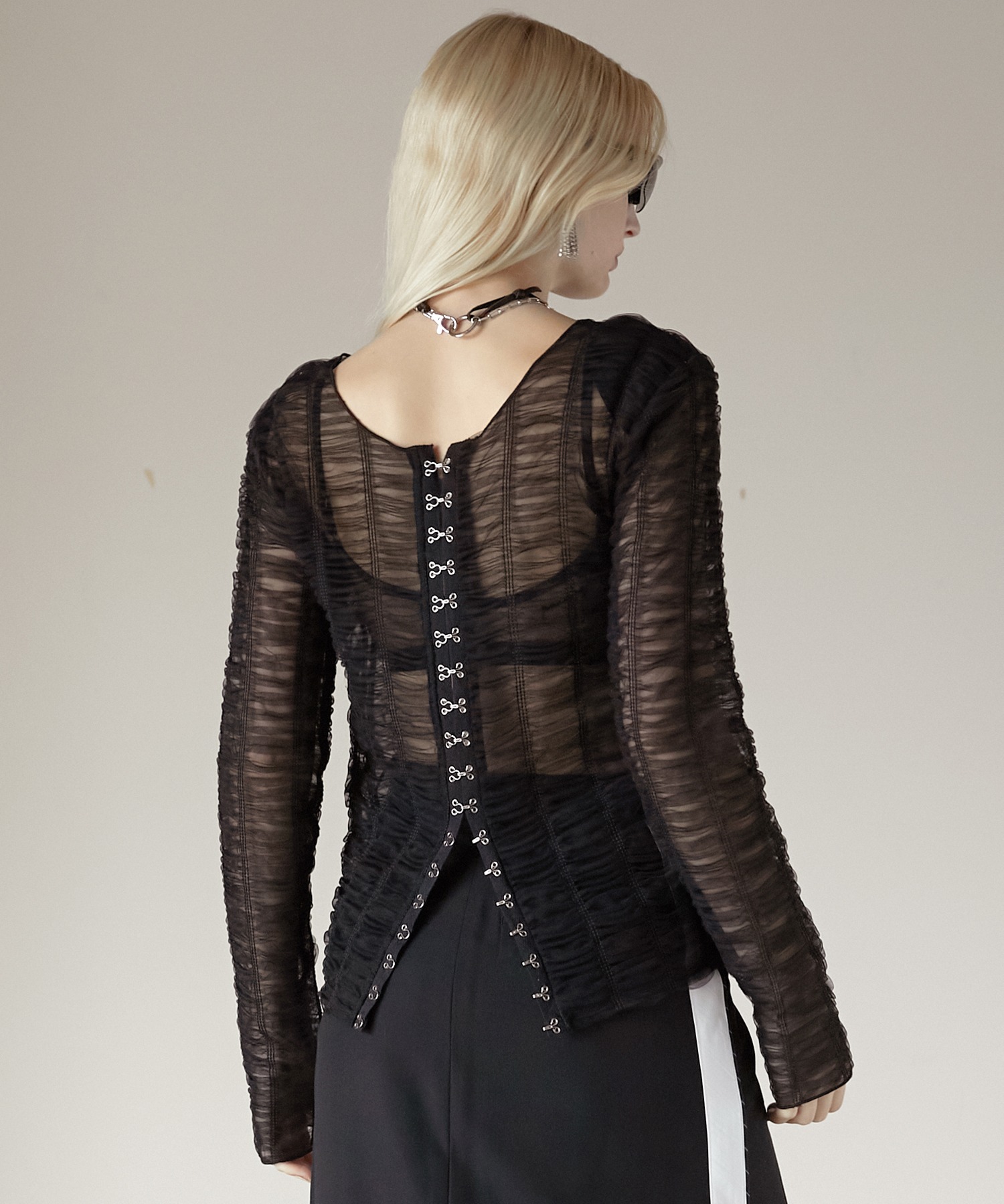 シャーリングレイヤードチュールトップ / Shirring Layered Tulle Top