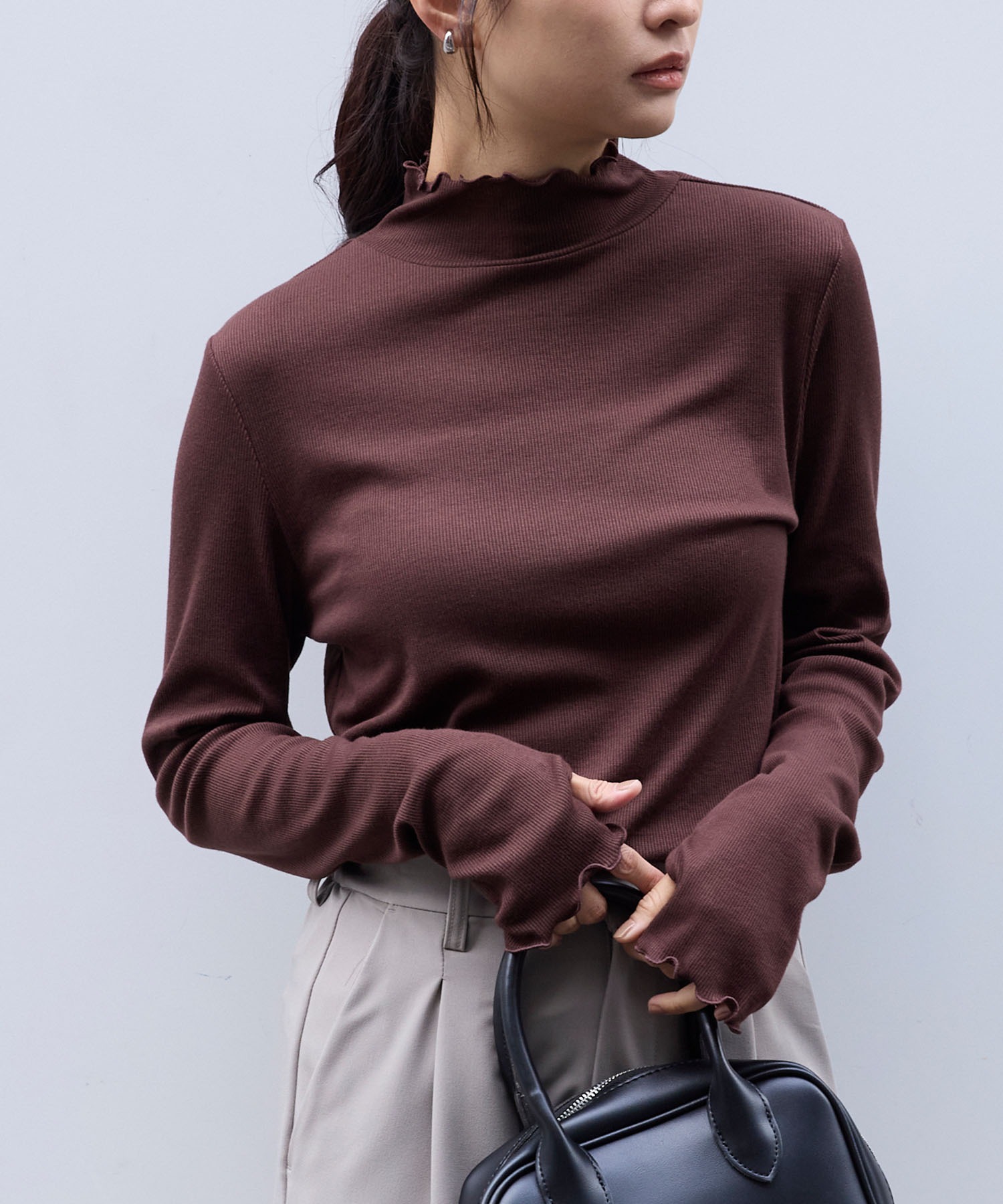 吸湿発熱＞メローリブ サムホール ハイネック カットソー MONO-MART