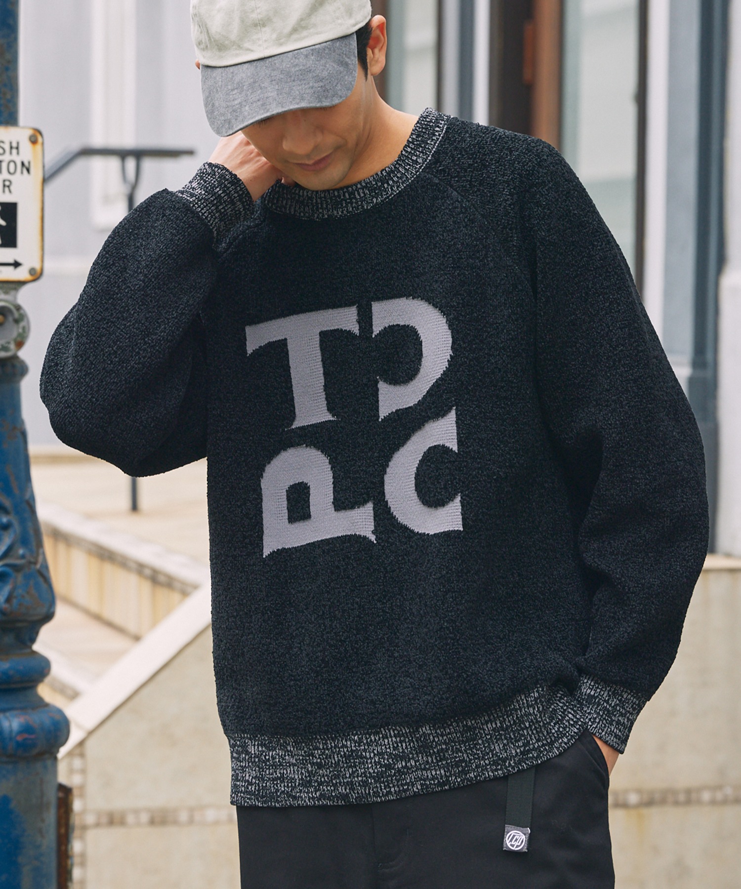 モールヤーン ジャガードロゴ 配色クルーネックニット / アンチ