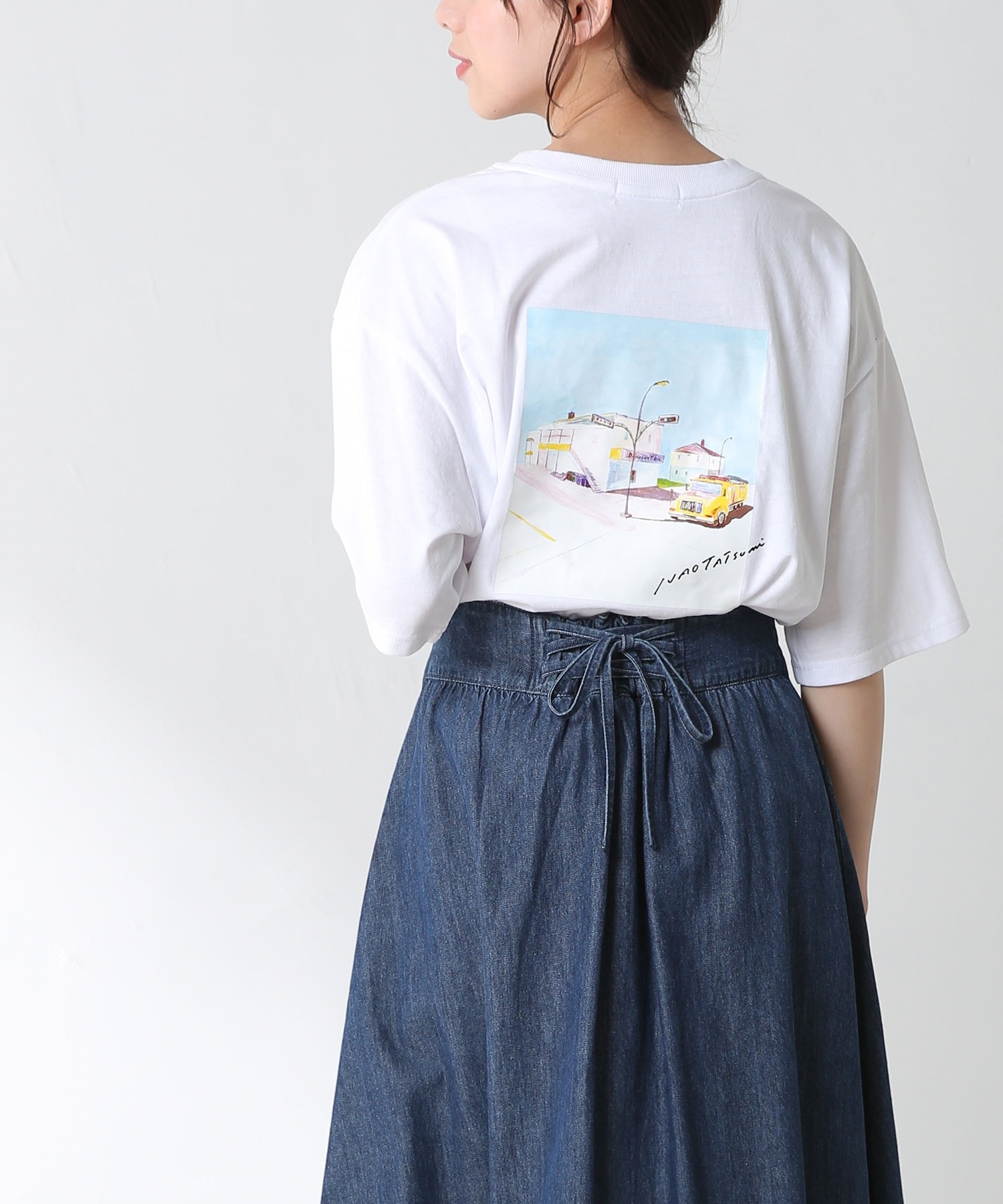 イラストプリントｔシャツ 国際ブランド