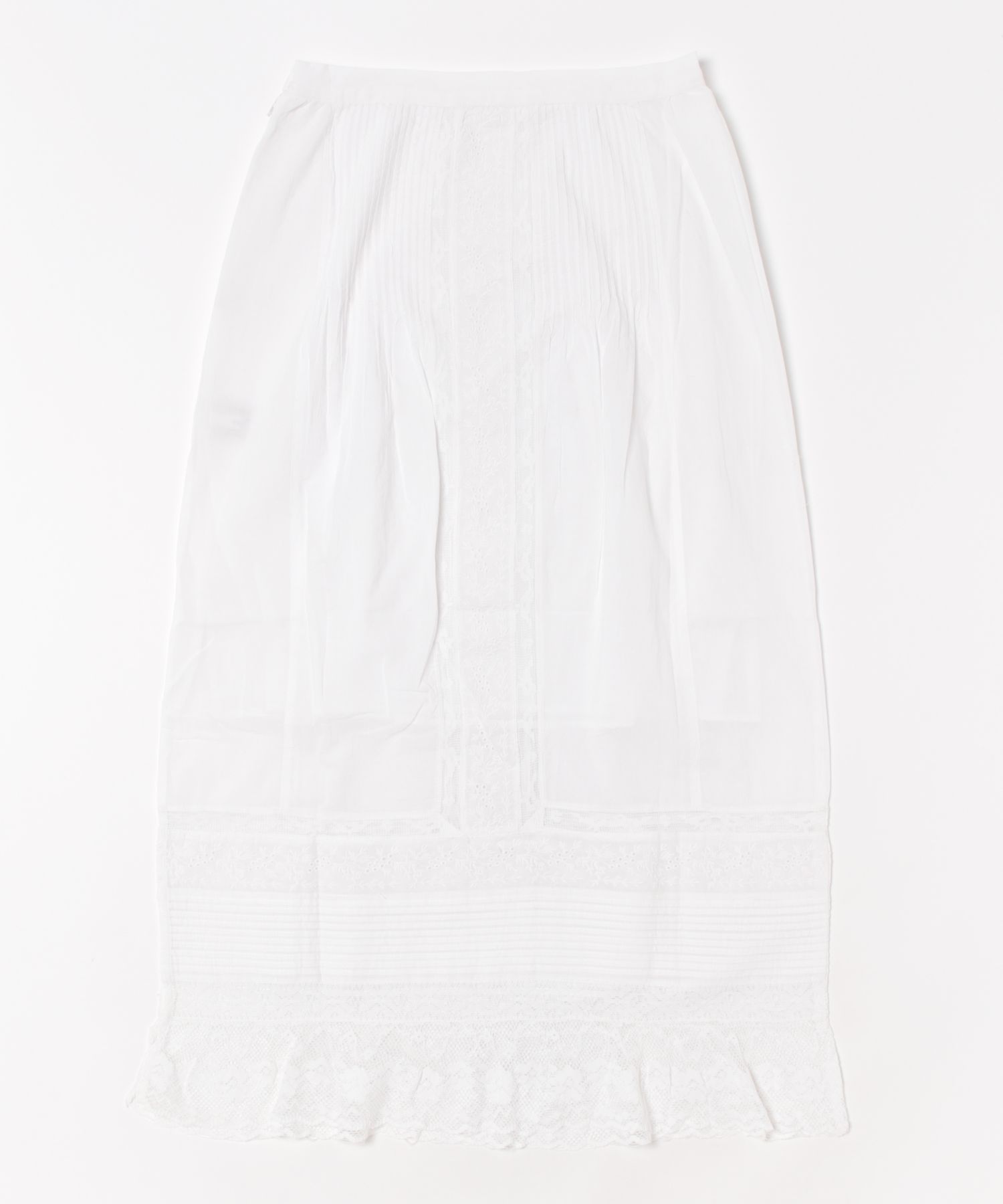 anuke Tuck Lace Skirt