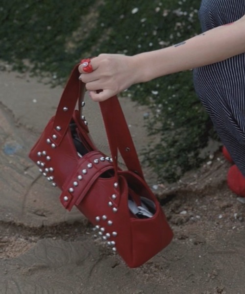 A'GEM/9 × .kom 『.KOM/ドットケーオーエム』 Patent Stud Handbag